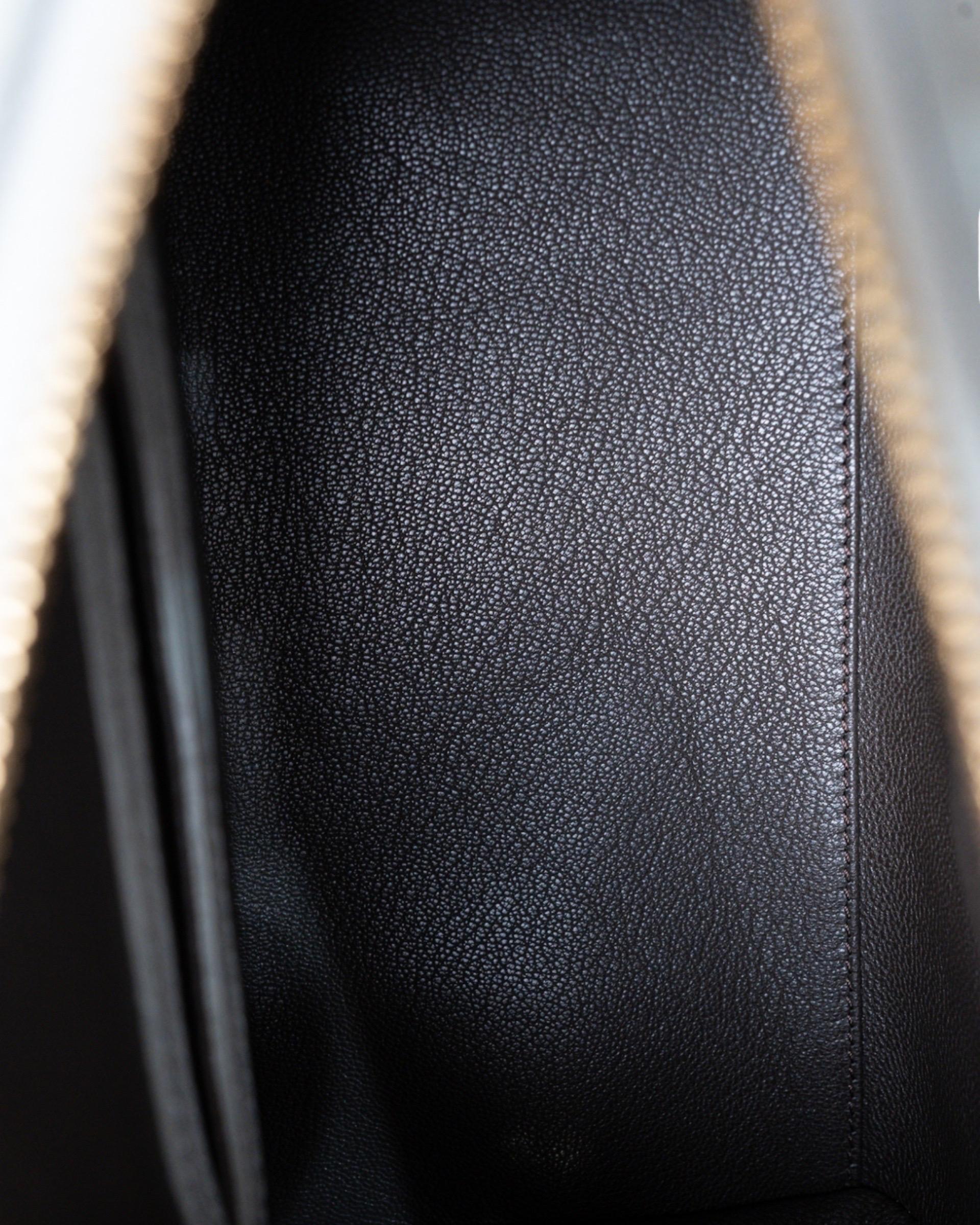 Louis Vuitton Comédie Carousel L.E. Top Handle Bag For Sale 7