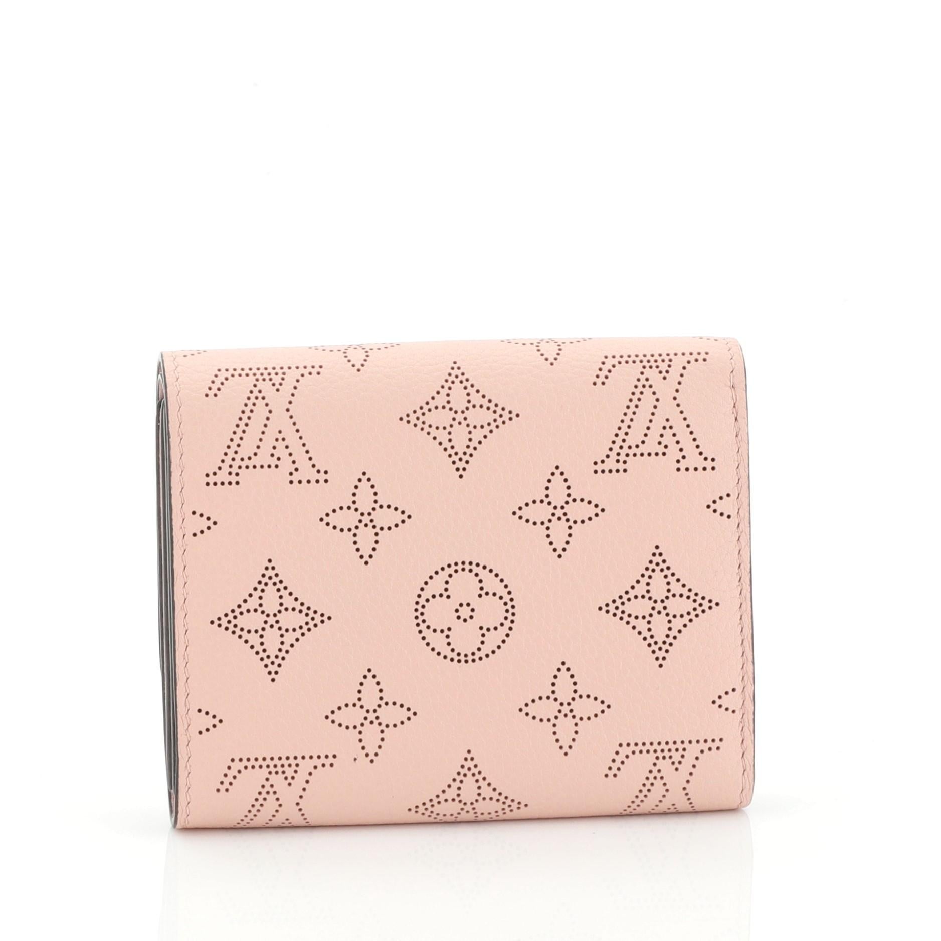 Beige Louis Vuitton Compact Iris Wallet NM Mahina Leather