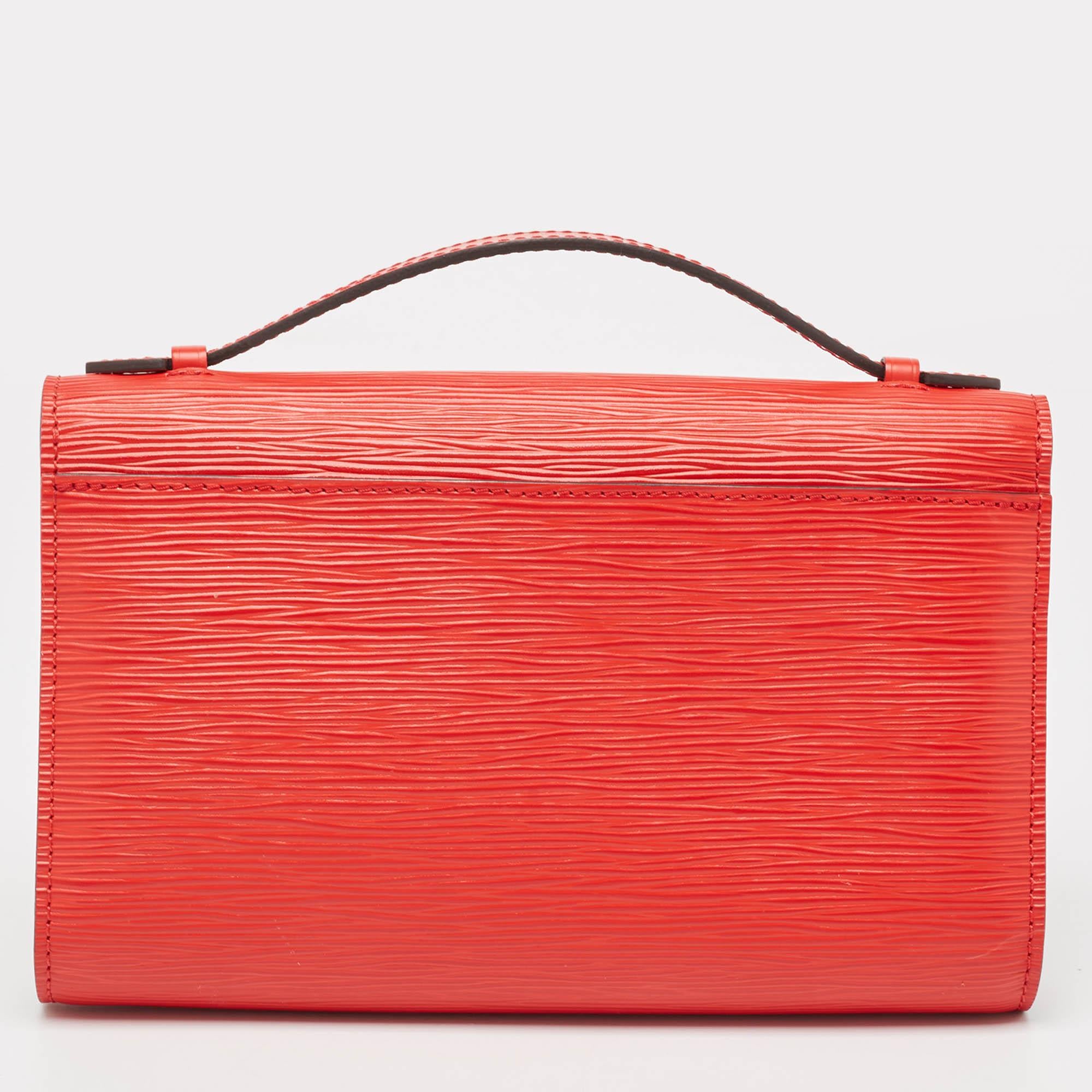 Louis Vuitton Coquelicot Epi Leather Clery Pochette Bag In Good Condition In Dubai, Al Qouz 2