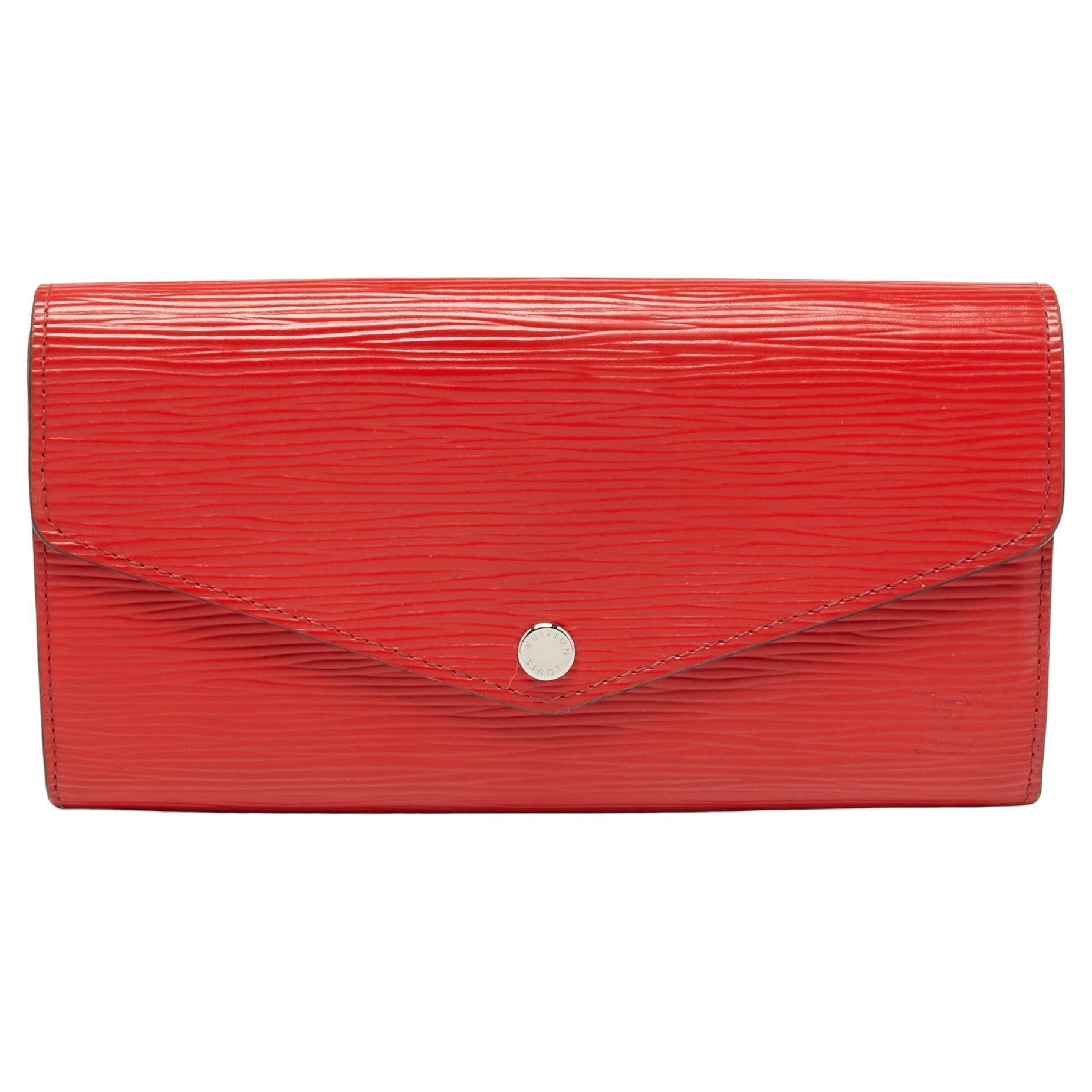Sold at Auction: LOUIS VUITTON CARD HOLDER 3 SLOTS IN RED EPI LEATHER