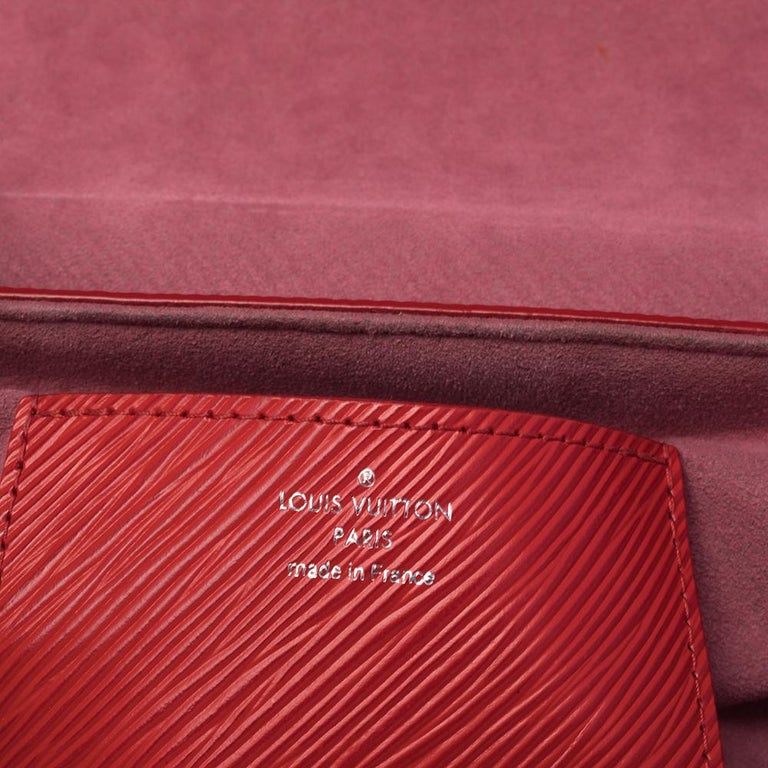 Louis Vuitton Coquelicot Epi Leather Twist MM Bag For Sale 5
