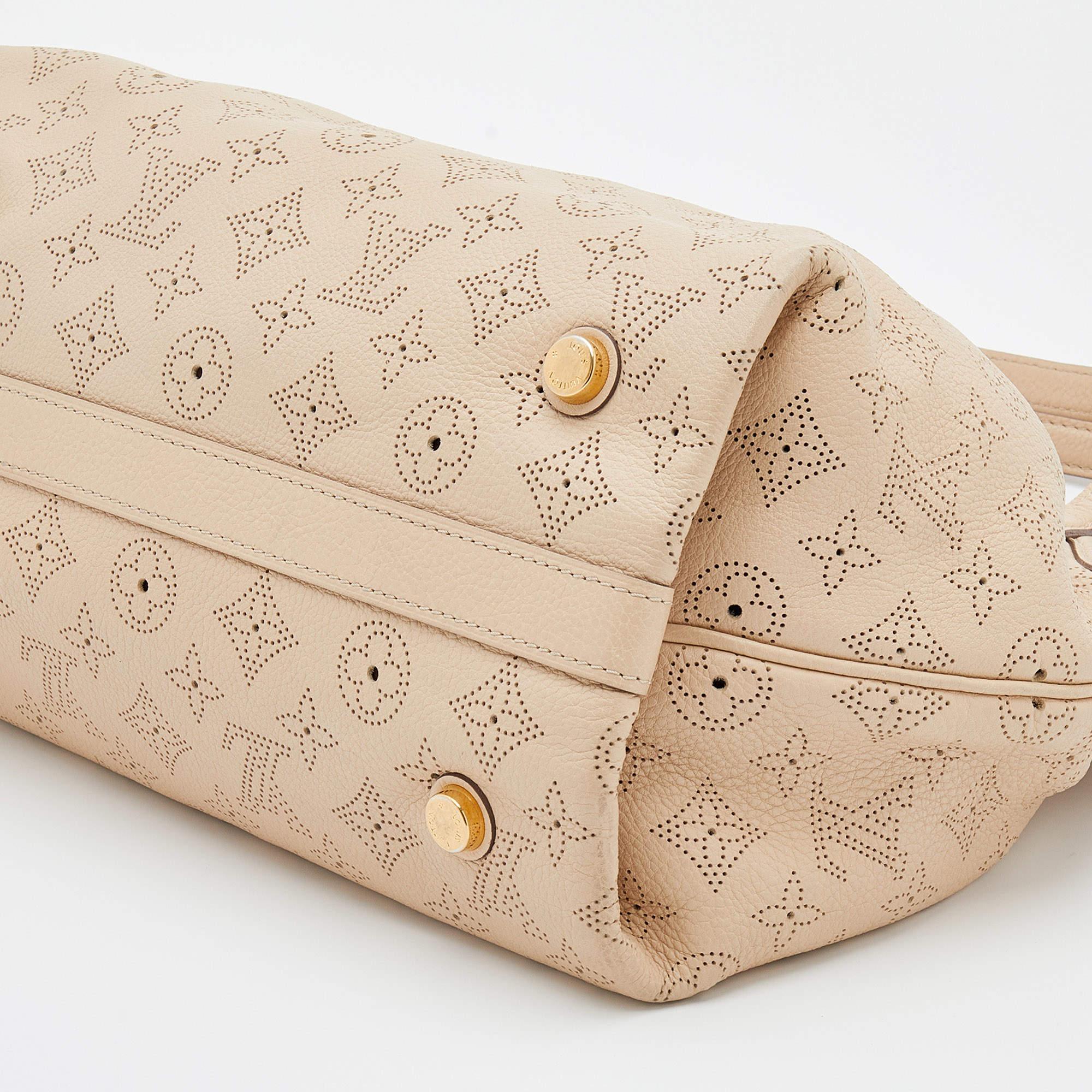 Louis Vuitton Coquill Monogram Mahina Leather Cirrus PM Bag 5