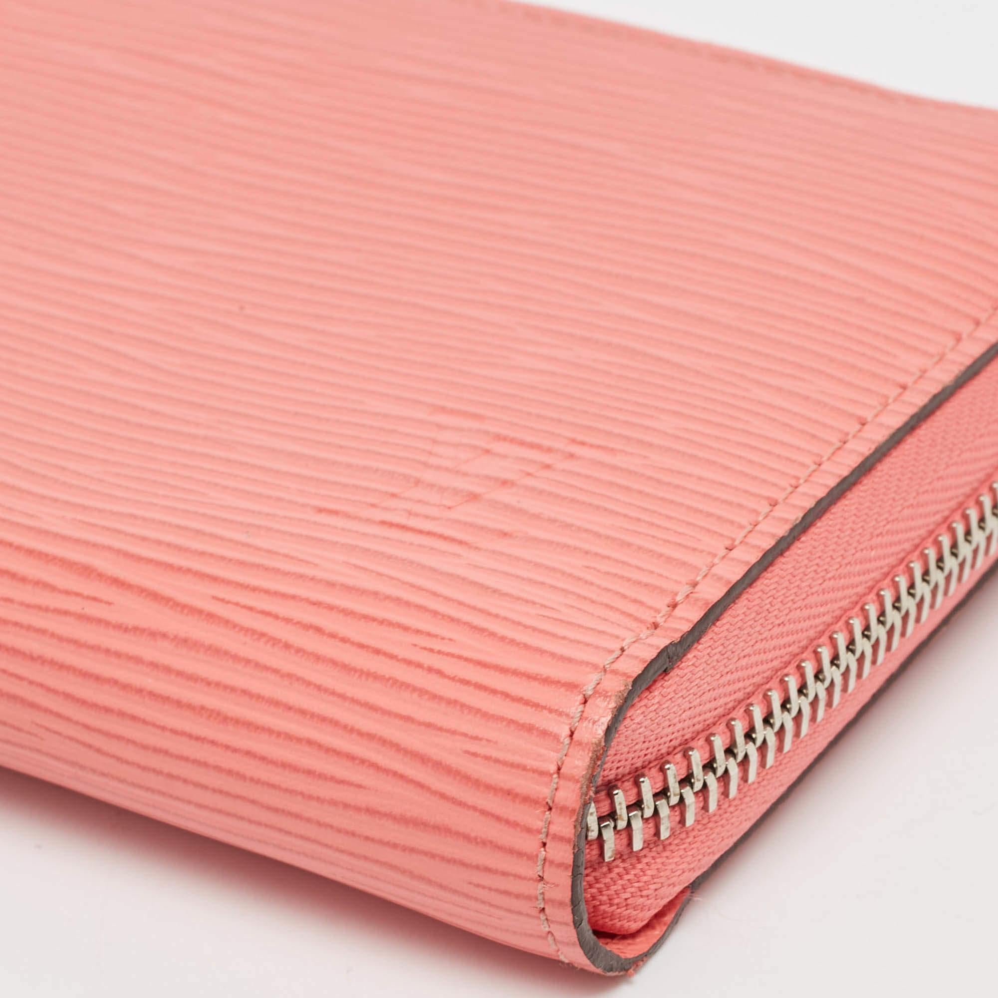 Louis Vuitton Coral Epi Leather Zippy Wallet For Sale 2