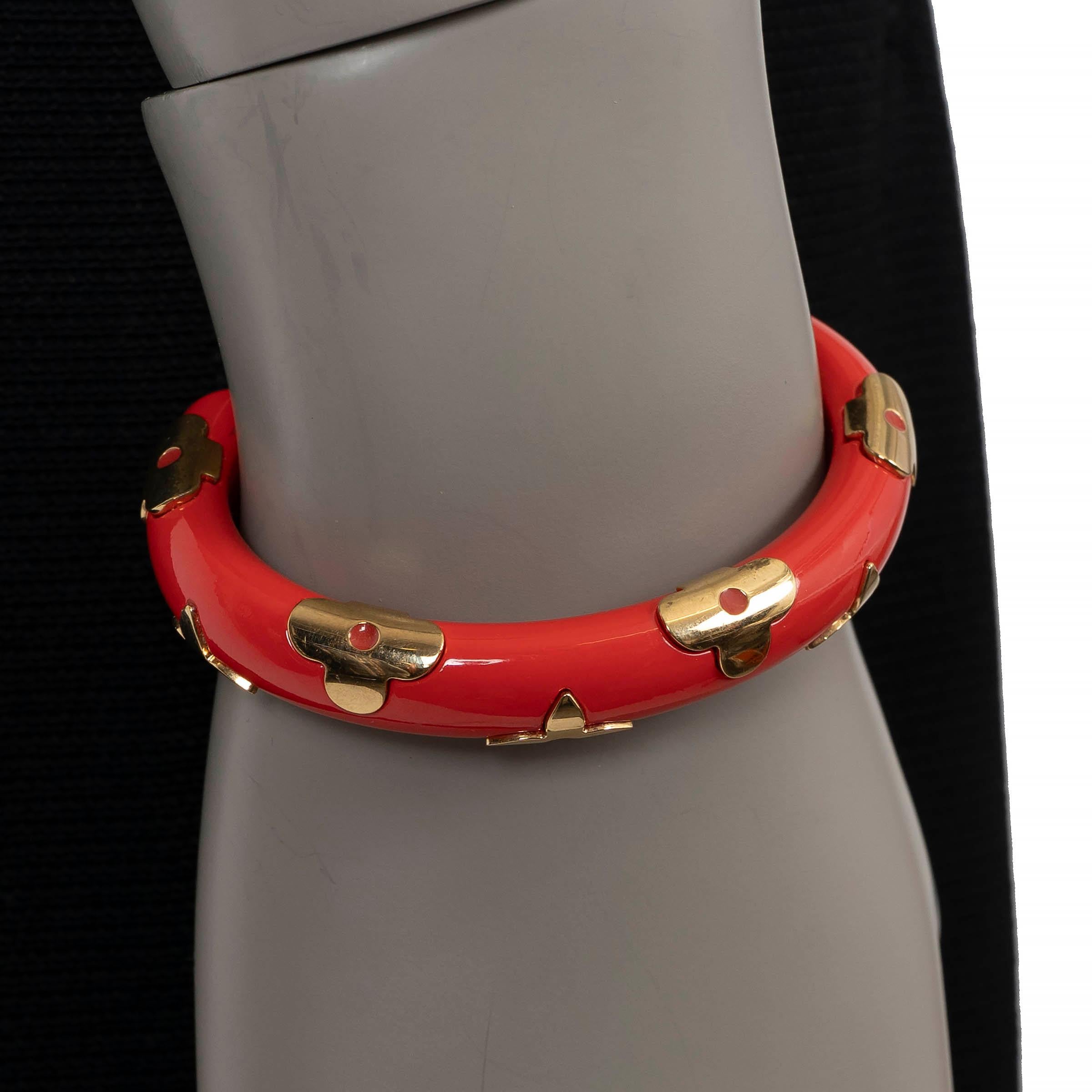 LOUIS VUITTON coral resin DAILY MONOGRAM Cuff Bracelet en Excelente estado para la venta en Zürich, CH