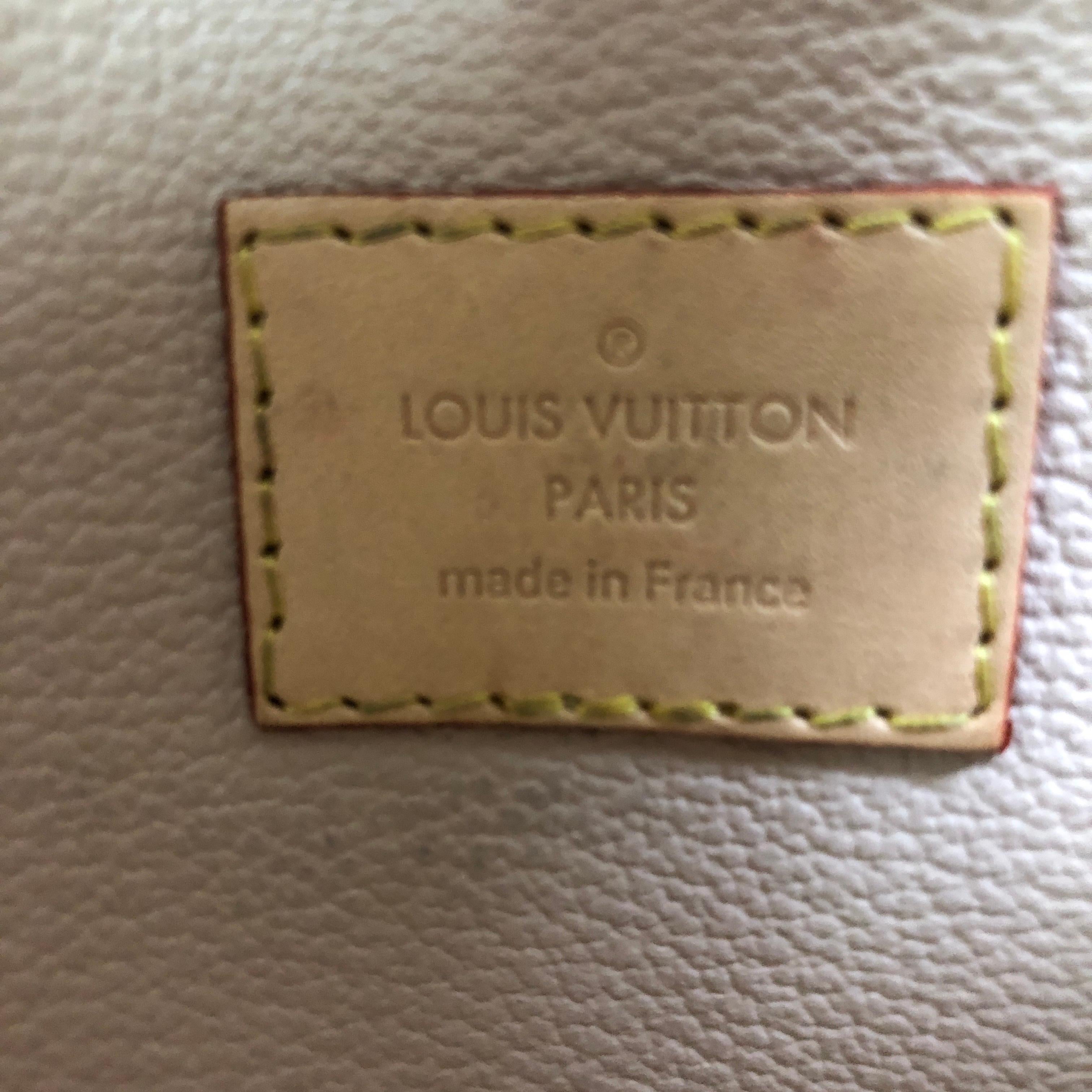 Louis Vuitton Cosmetic Pouch Monogram Canvas 1