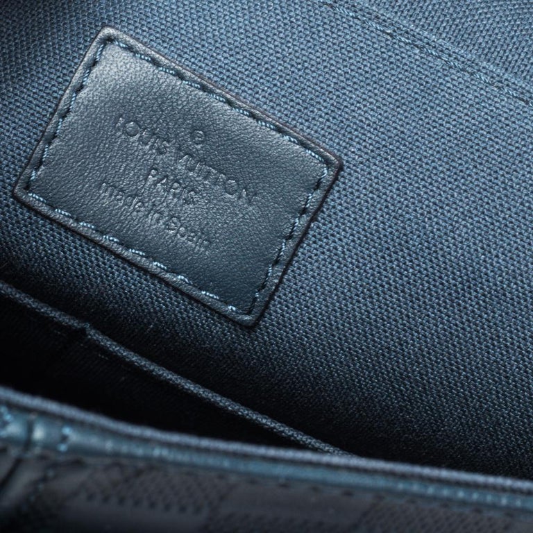 Shop Louis Vuitton DAMIER INFINI Leather Crossbody Bag Logo Messenger &  Shoulder Bags (N42711) by Ravie
