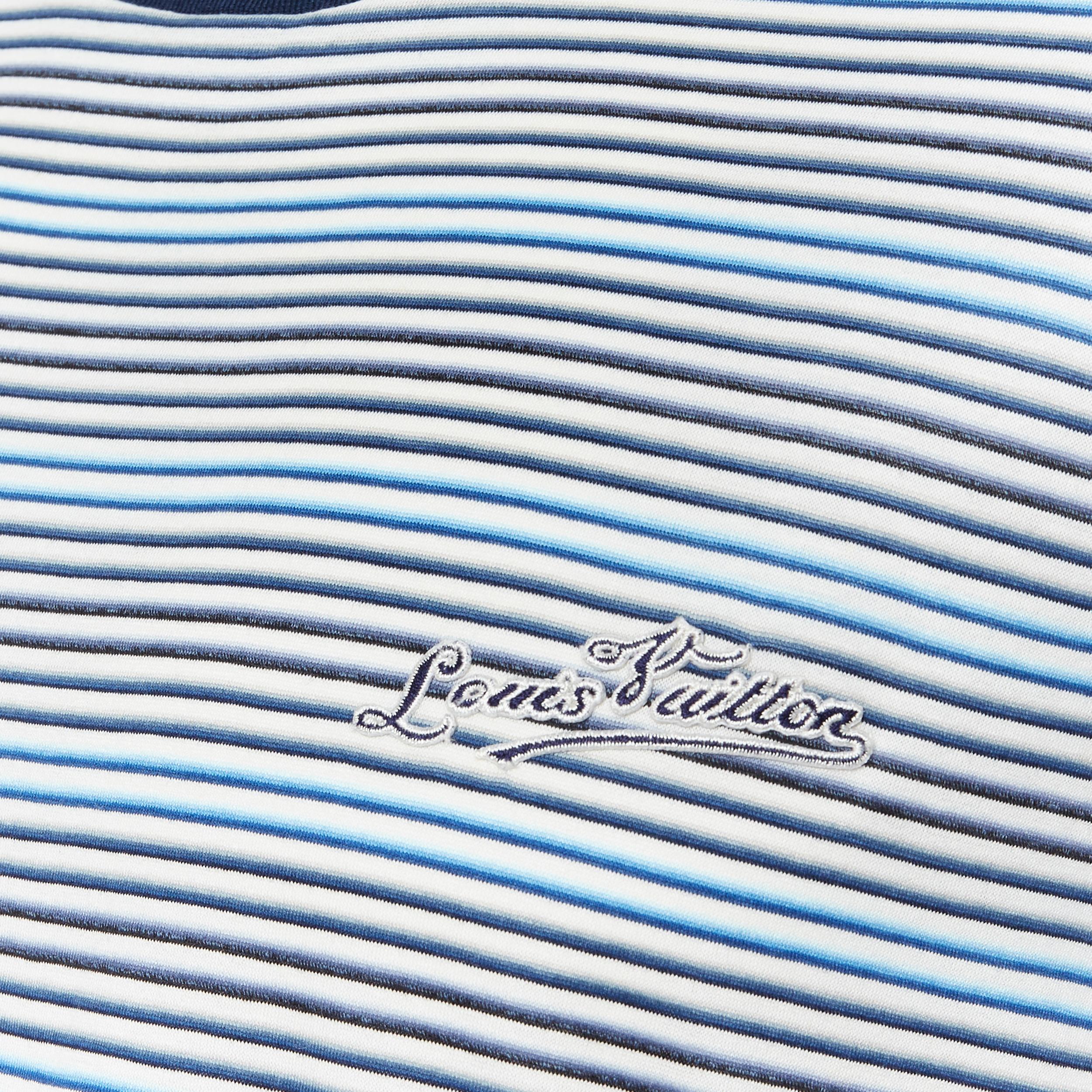LOUIS VUITTON cotton navy blue stripe embroidered crew short sleeve t-shirt M
Brand: Louis Vuitton
Designer: Marc Jacobs
Model Name / Style: T-shirt
Material: Cotton
Color: Navy
Pattern: Striped
Extra Detail: Short sleeve. Crew neck neckline.
Made