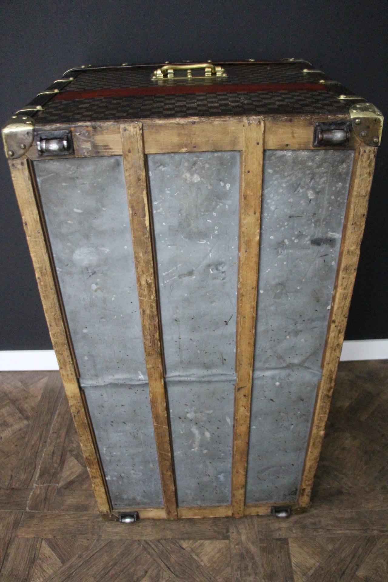 Louis Vuitton Courrier-Truhe aus Damier Canvas in Damier 100 cm, Vuitton Dampfer-Truhe im Angebot 13