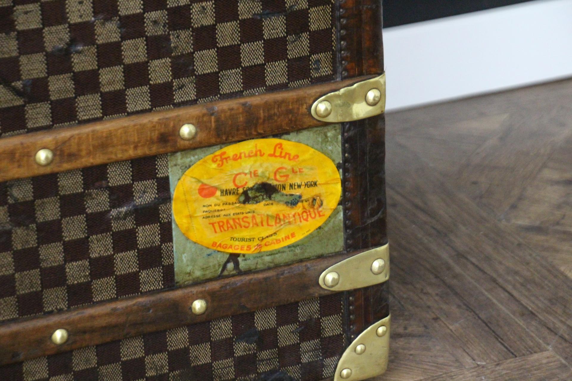 Louis Vuitton Courrier-Truhe aus Damier Canvas in Damier 100 cm, Vuitton Dampfer-Truhe im Angebot 3