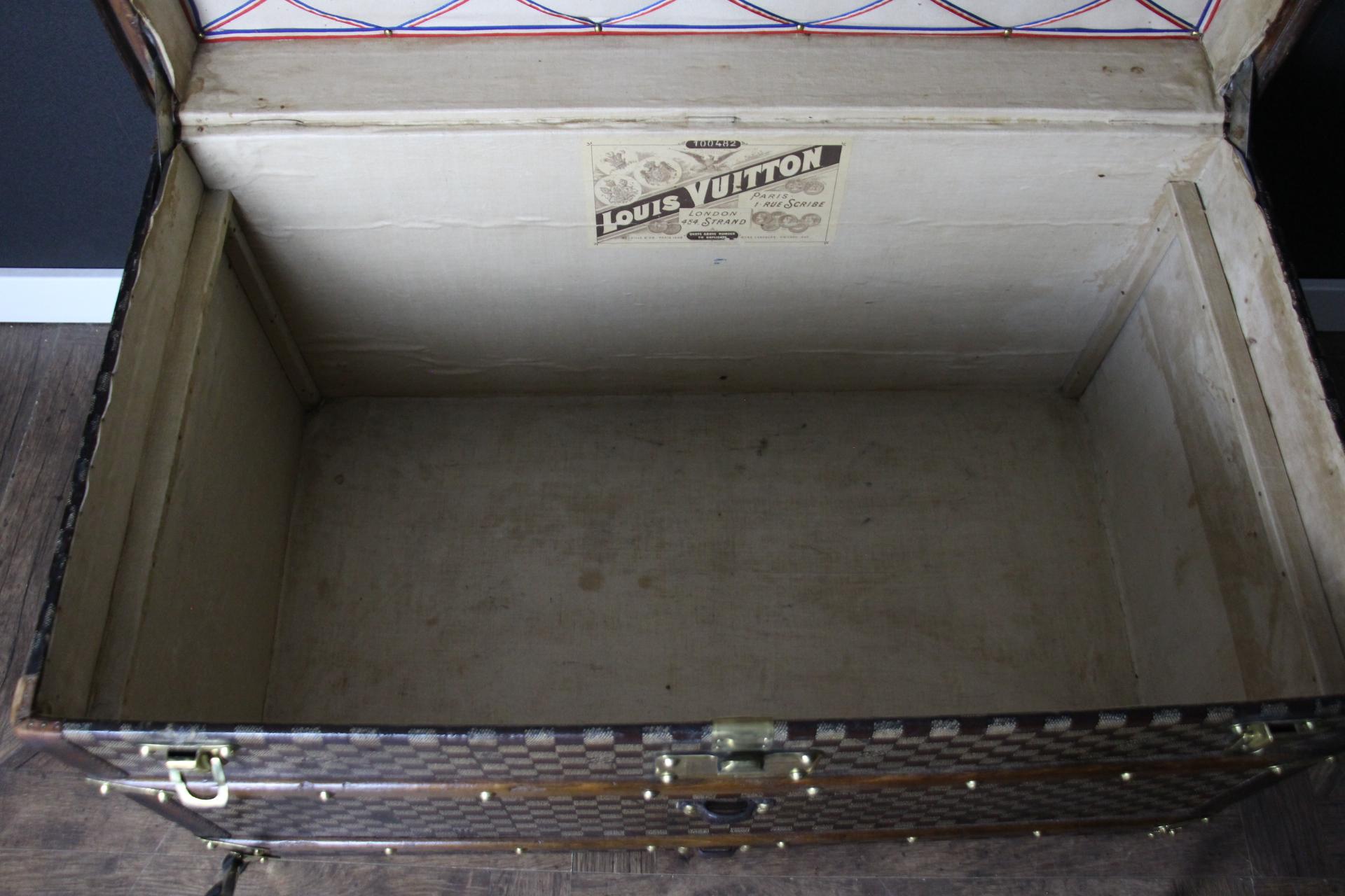 Louis Vuitton Courrier-Truhe aus Damier Canvas in Damier 90 cm, Vuitton Dampfer-Truhe im Angebot 12