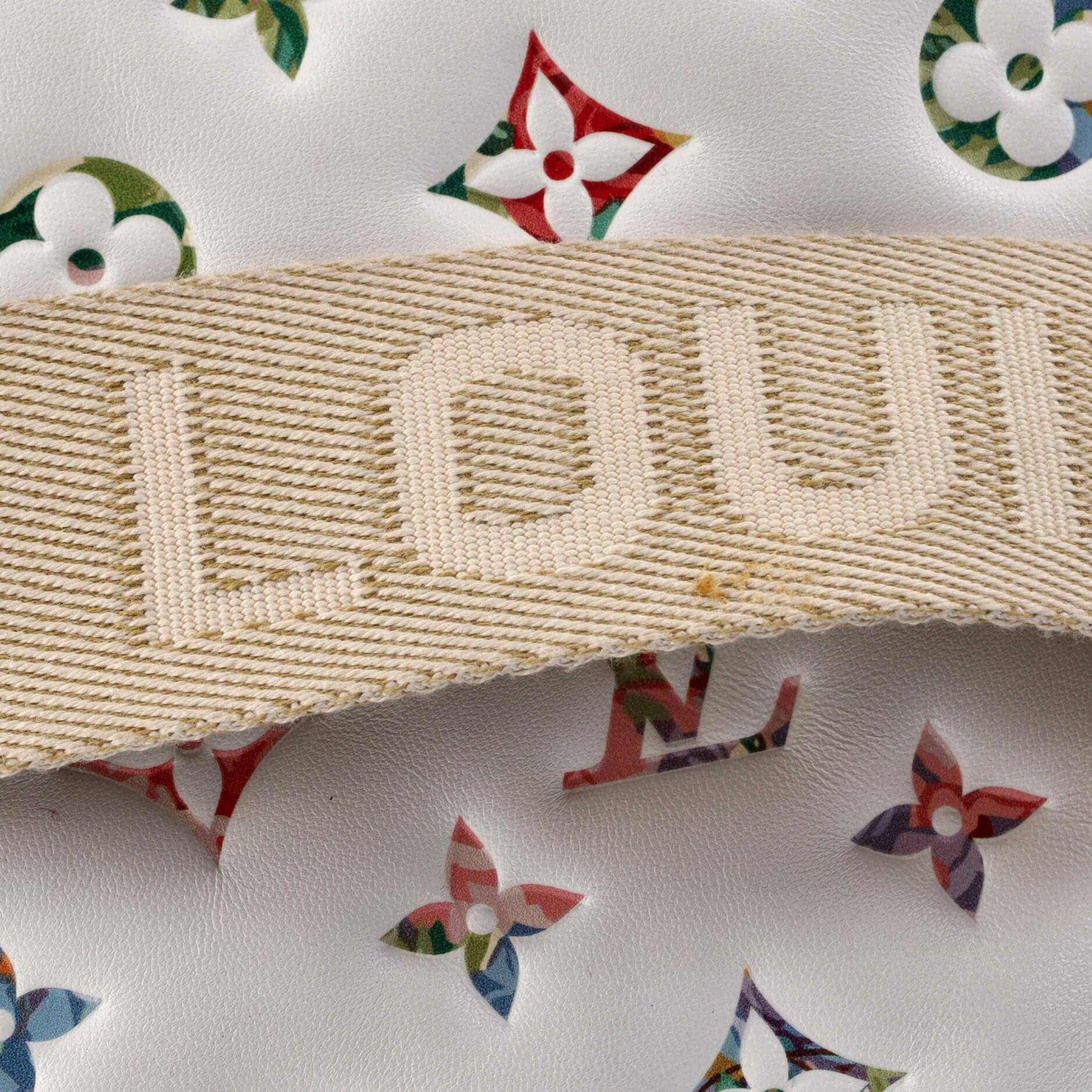 Louis Vuitton Coussin Bag Monogram Embossed Lambskin PM 5