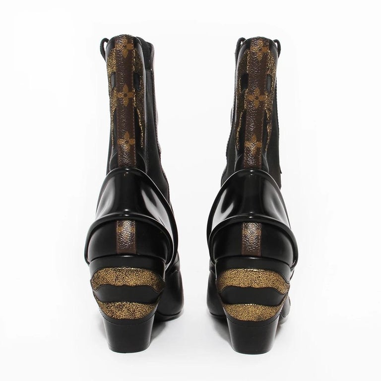 Louis Vuitton Women ‘Flags’ High Cowboy Boot, Size:7 (37)