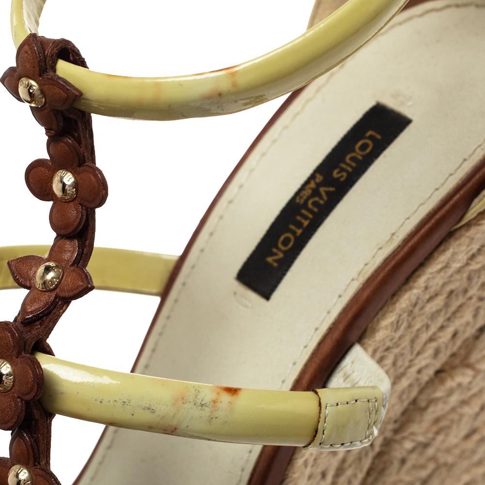 Louis Vuitton Cream/Brown Monogram Flower Espadrille Wedge Sandals Size 37.5 In Good Condition In Dubai, Al Qouz 2