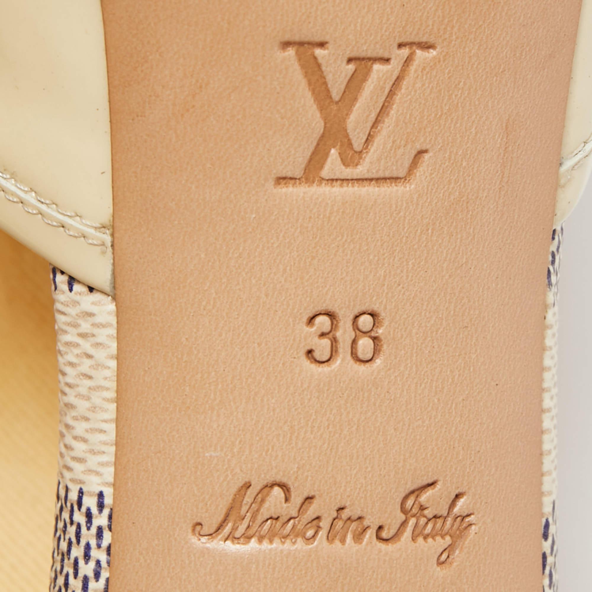 Louis Vuitton Cream Canvas and Patent Leather Slides Size 38 2