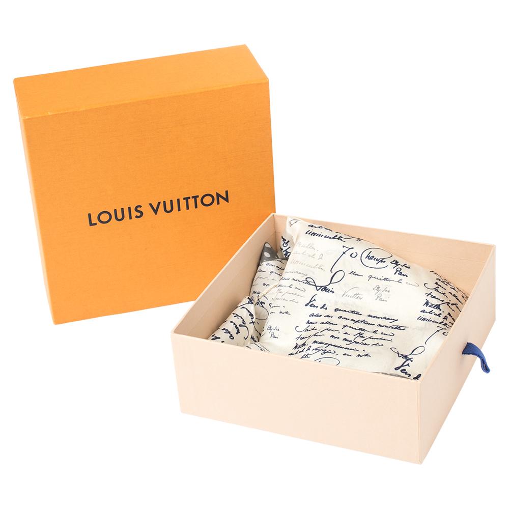 Louis Vuitton Cream Feather Printed Angular Silk Scarf In Good Condition In Dubai, Al Qouz 2