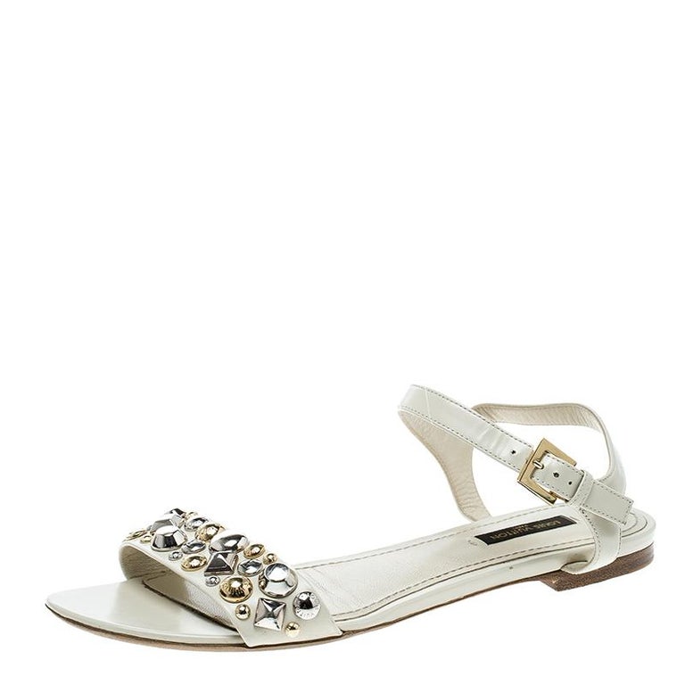 Louis Vuitton Cream Leather Studded Flat Ankle Strap Sandals Size 38.5 For Sale at 1stdibs