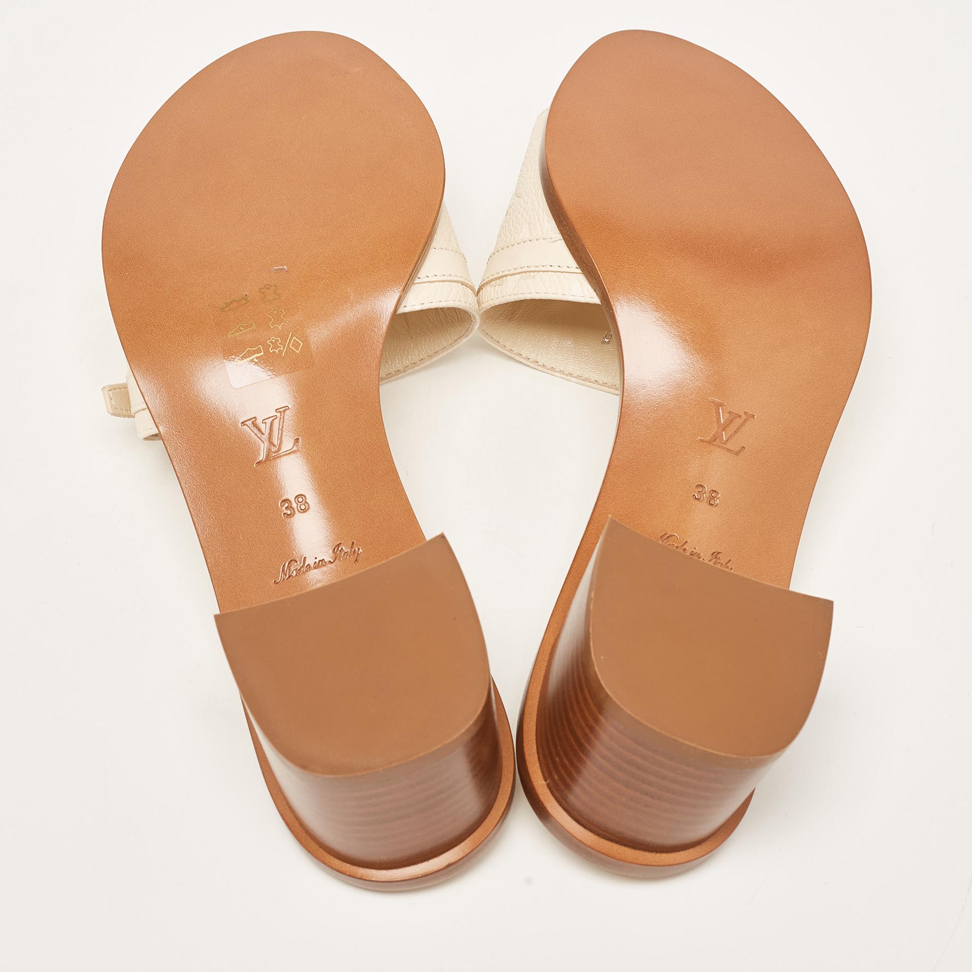 Louis Vuitton Cream Monogram Leather Slide Sandals Size 38 4