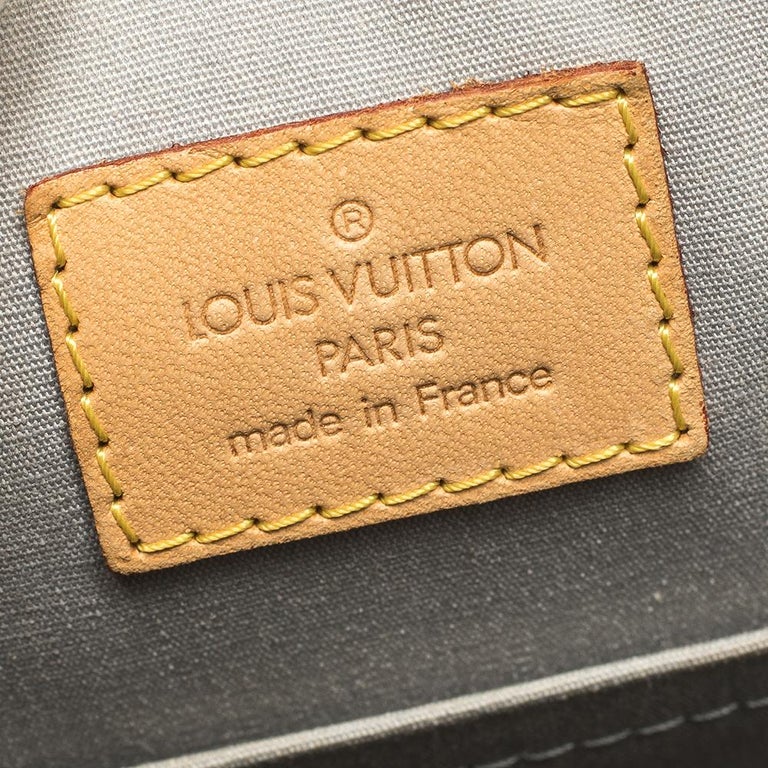 Louis Vuitton Cream Monogram Vernis Summit Drive Bag at 1stDibs  louis  vuitton summit drive bag, cream louis vuitton bag, louis vuitton cream bag