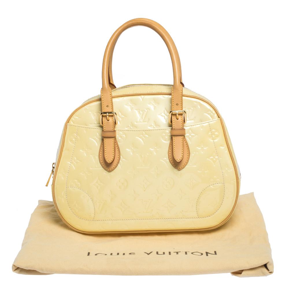 Louis Vuitton Cream Monogram Vernis Summit Drive Bag 5