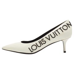 Louis Vuitton Cream Patent Leather Call Back Pointed Toe Pumps Size 40