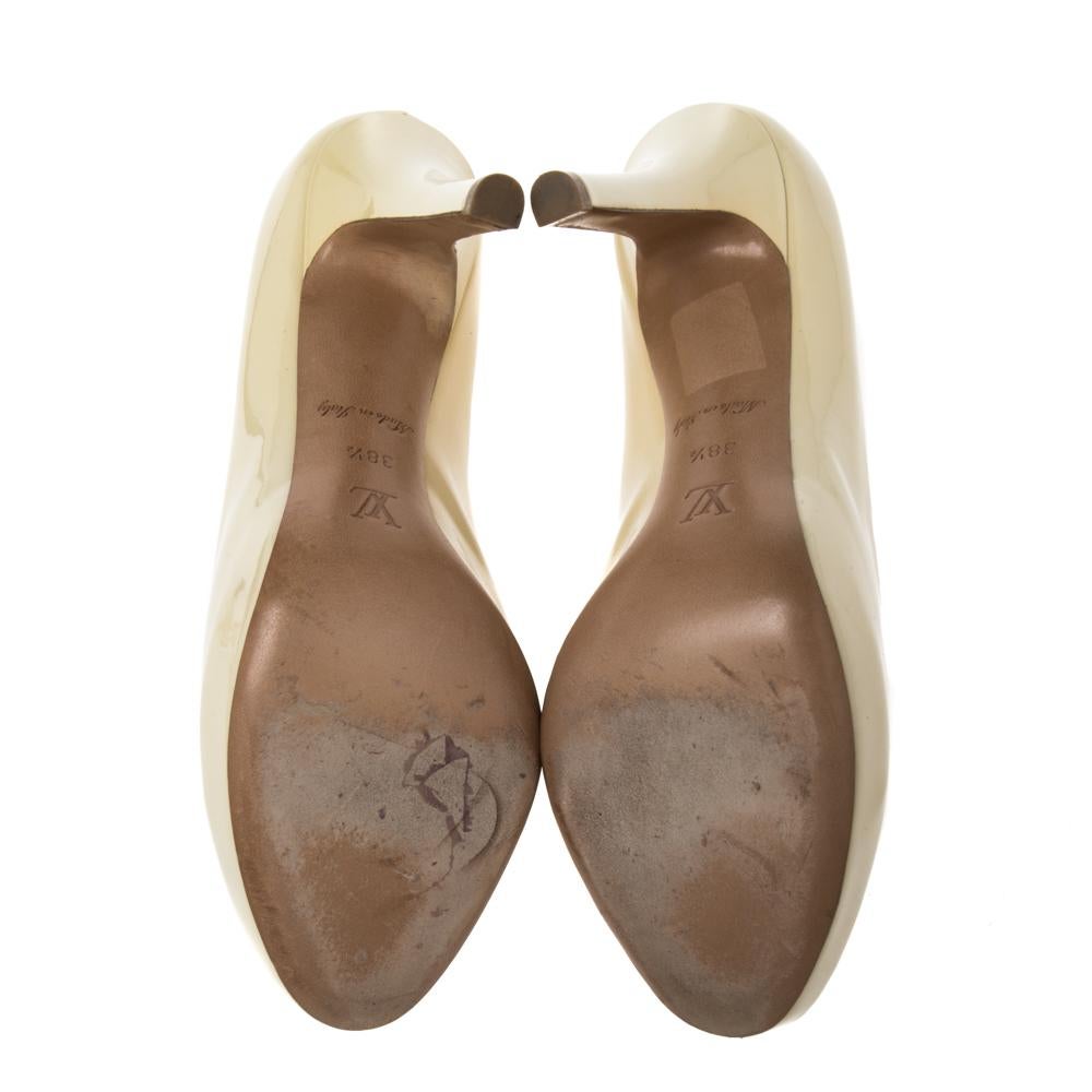 Women's Louis Vuitton Cream Patent Leather Peep Toe Pumps Size 38.5