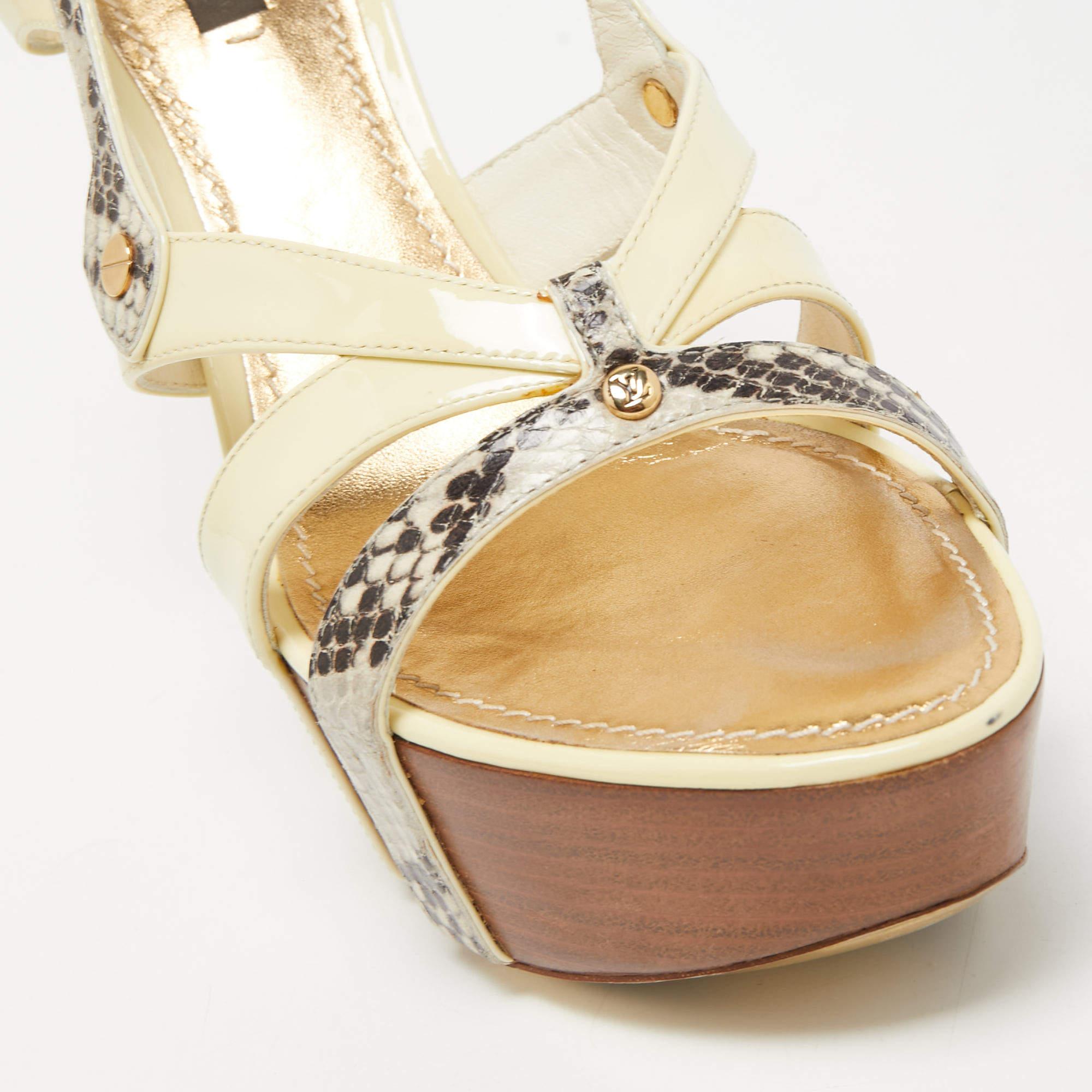 Louis Vuitton Cream Patent Python Embossed Leather Slingback Sandals Size 38 For Sale 2