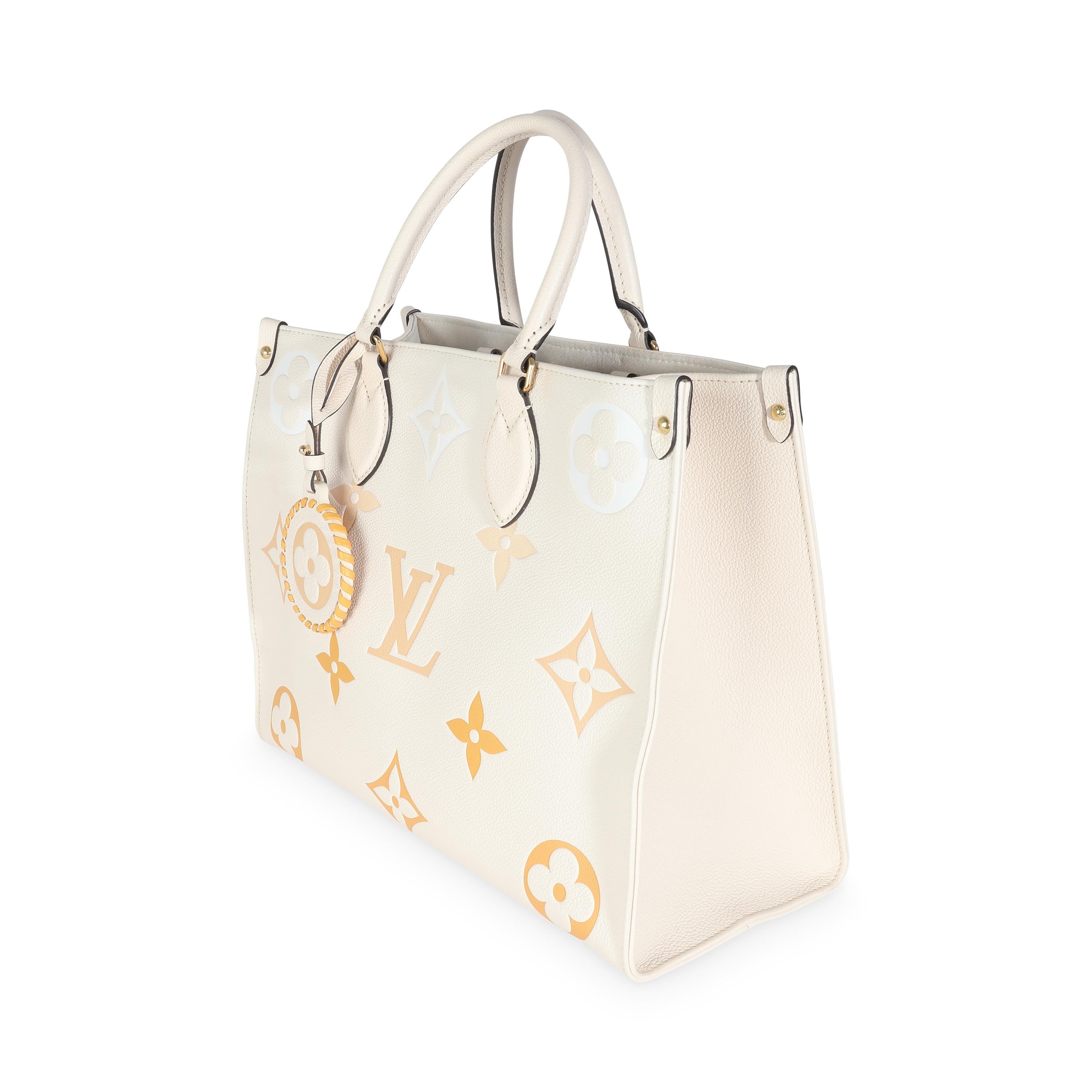 Louis Vuitton Giant Monogram Empreinte Onthego MM Excellent état - En vente à New York, NY