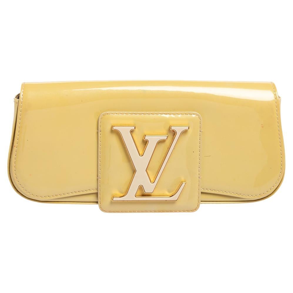 Louis Vuitton Cream Vernis Sobe Clutch