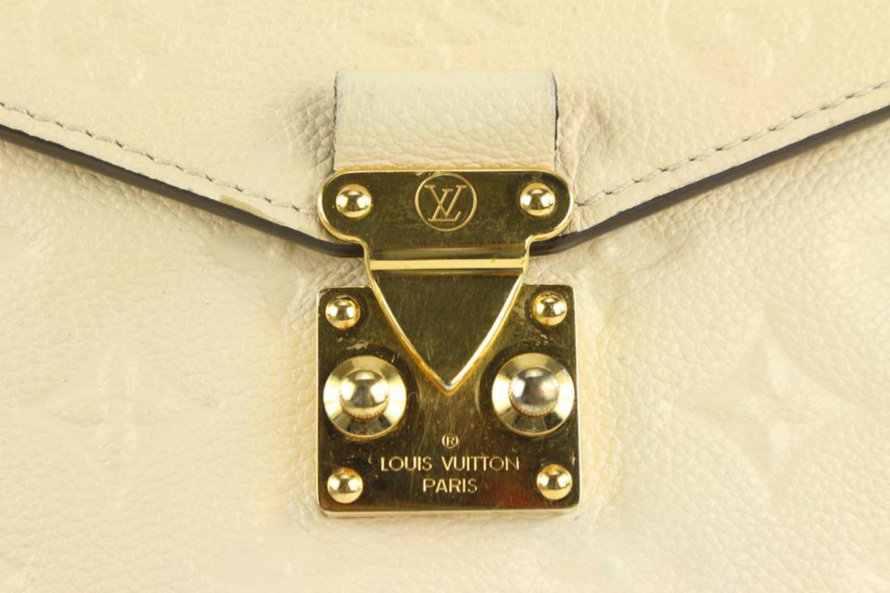Louis Vuitton Creme Monogram Empreinte Leather Pochette Metis Crossbody Bag 112L In Good Condition In Dix hills, NY