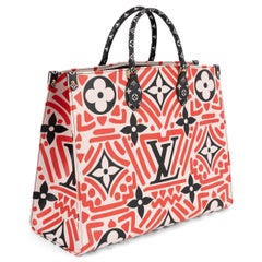 LOUIS VUITTON creme & red Monogram Giant 2020 CRAFTY ONTHEGO GM Tote Bag