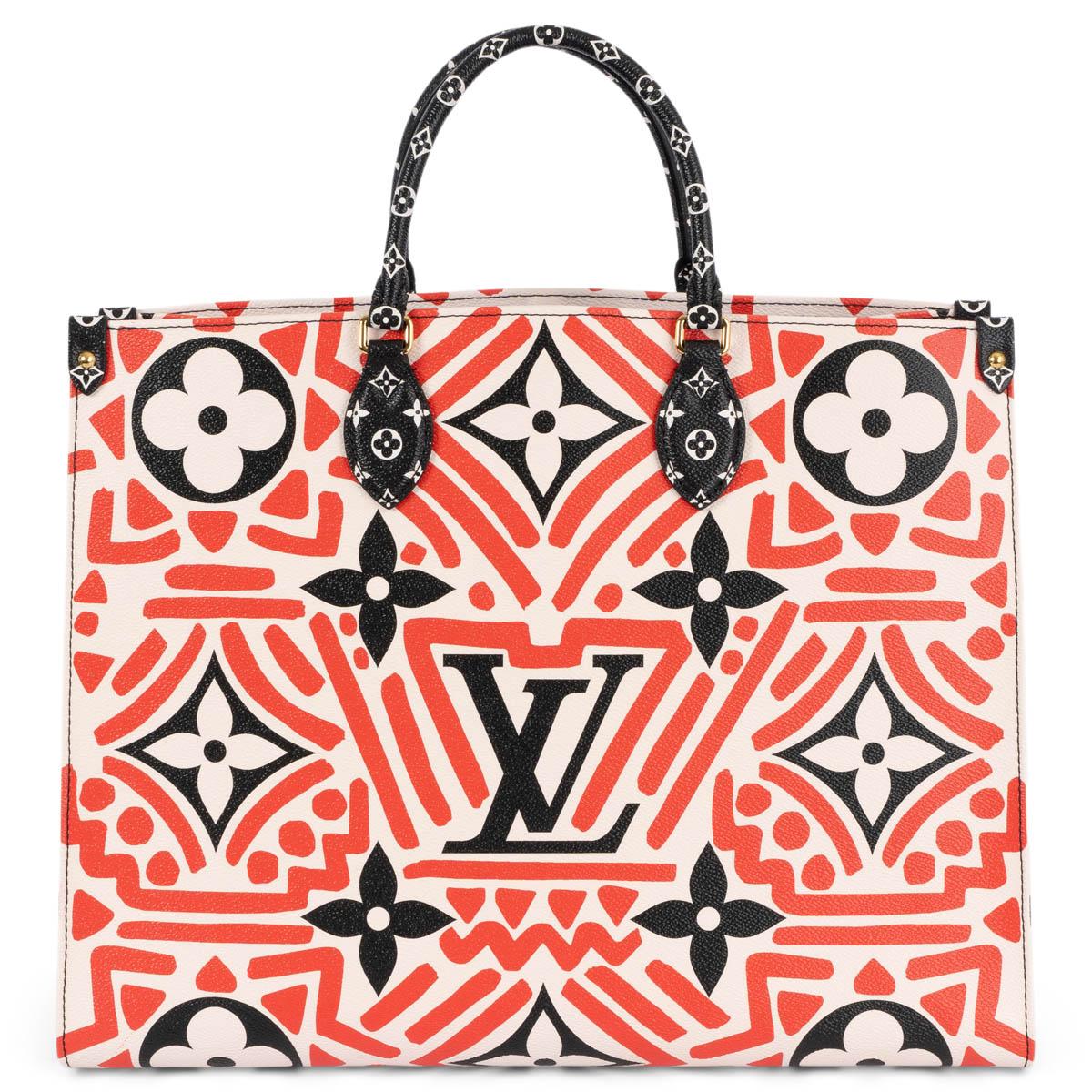 LOUIS VUITTON creme & red Monogram Giant 2020 CRAFTY ONTHEGO GM Tote Bag In Excellent Condition In Zürich, CH