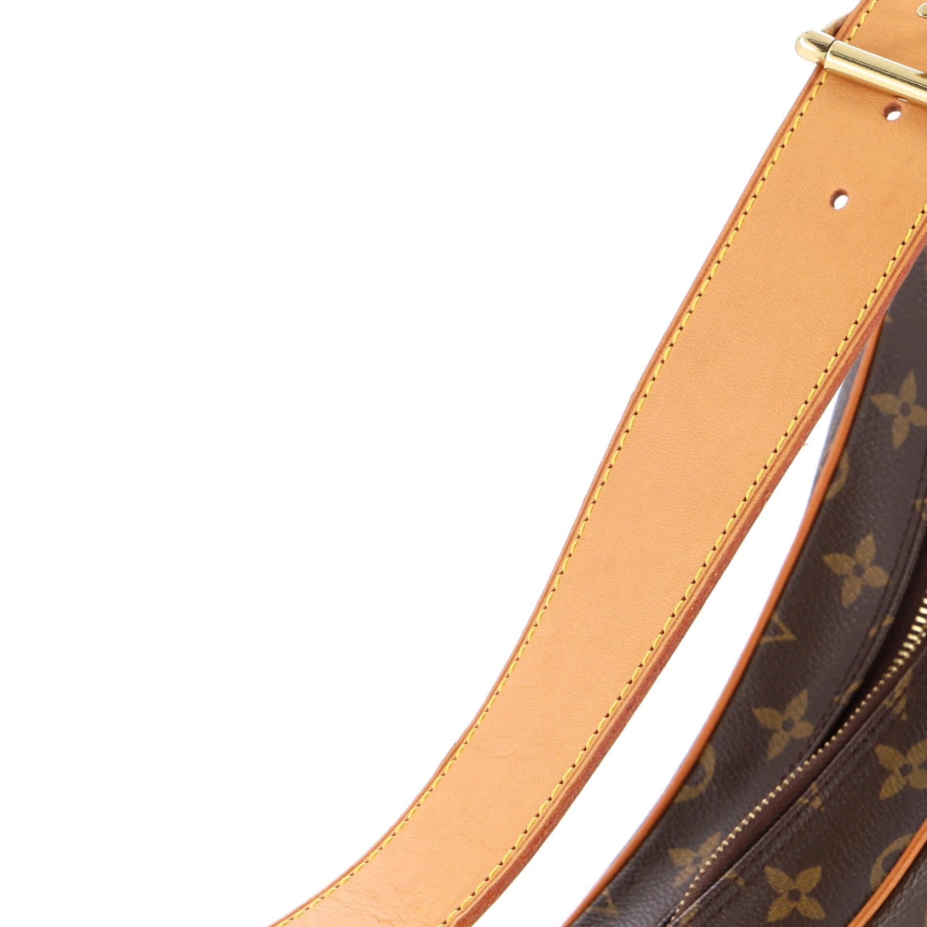 Sac à main Louis Vuitton Croissant en toile Monogram GM Bon état à NY, NY
