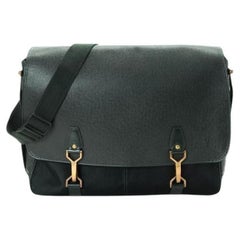 Louis Vuitton Crossbody Dersou 15lva625 Green Taiga Leather Messenger Bag