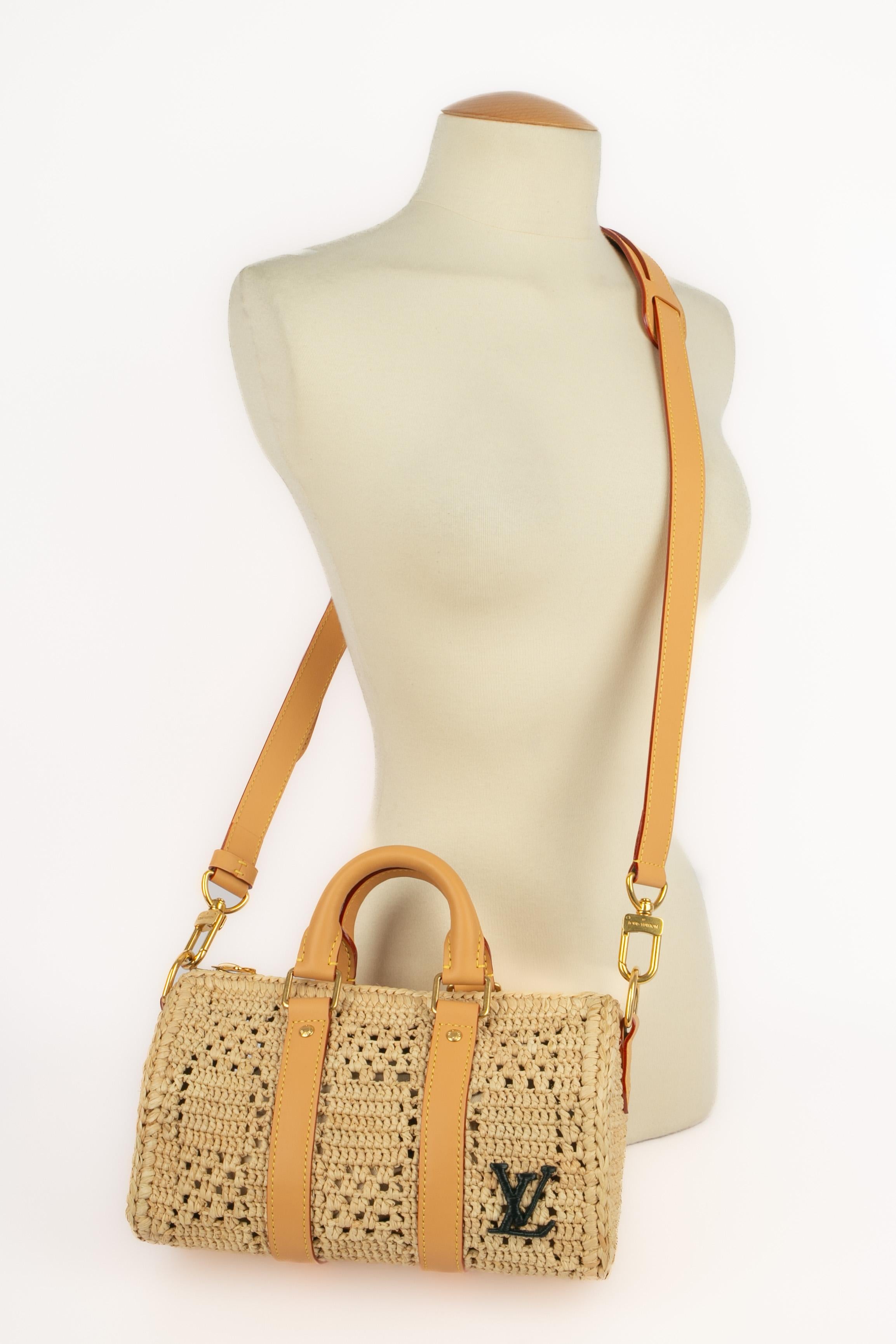 Louis Vuitton crossbody Keepall bag 25 For Sale 10