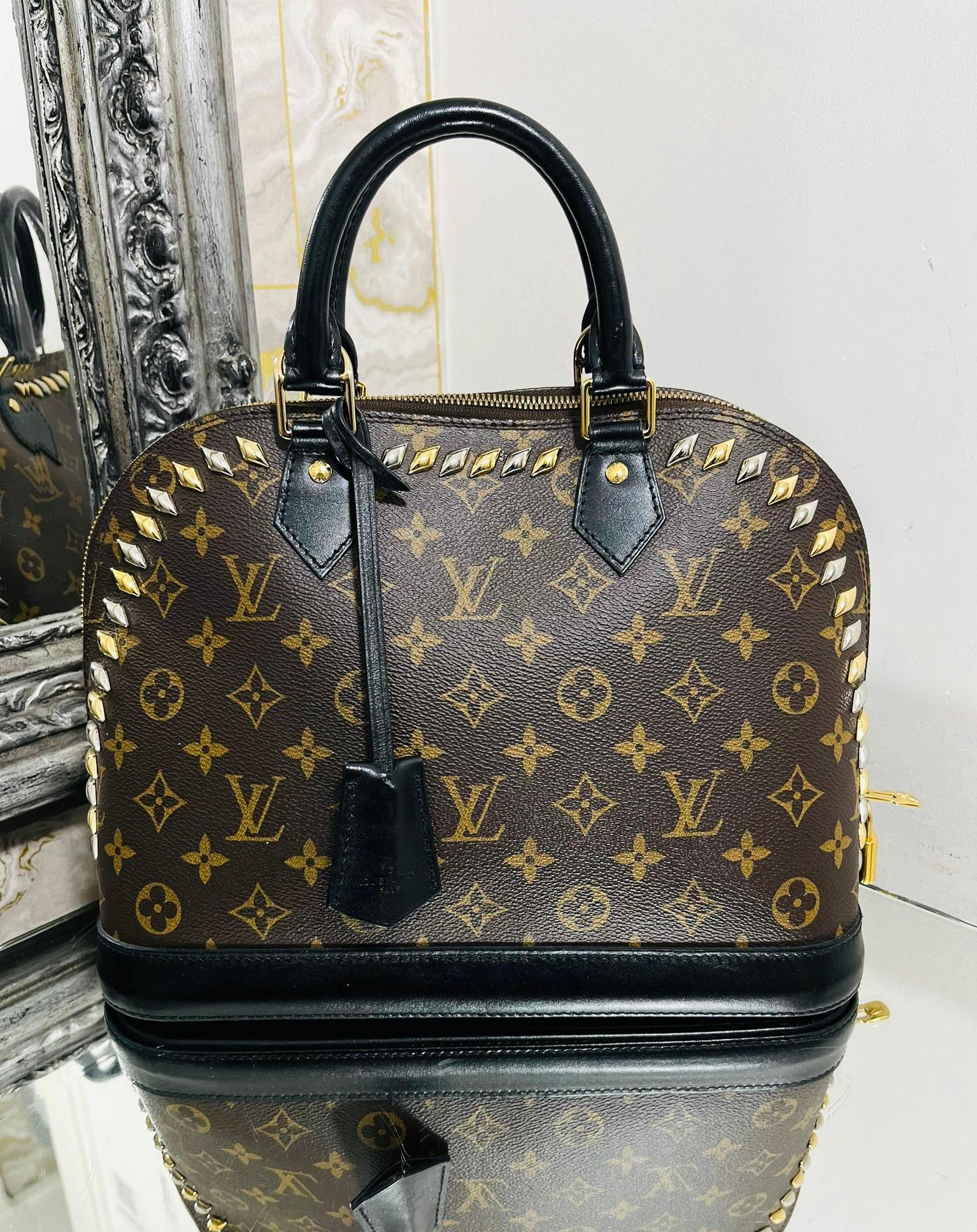 Louis Vuitton Cruise Runway Monogram Macassar Studded Alma Bag

Brown, textured handbag designed with the iconic 'LV' monogram throughout and detailed with gold and silver studs along the edges.

Styled with dark brown leather trims, padlock and key