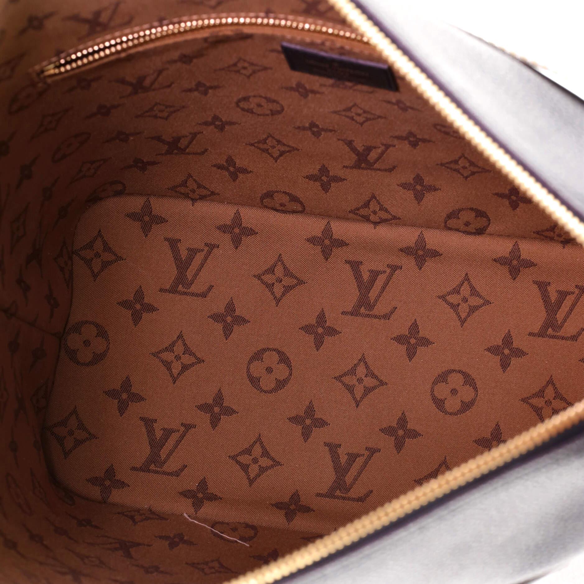 Louis Vuitton Cruiser Handbag Leather GM In Good Condition In NY, NY