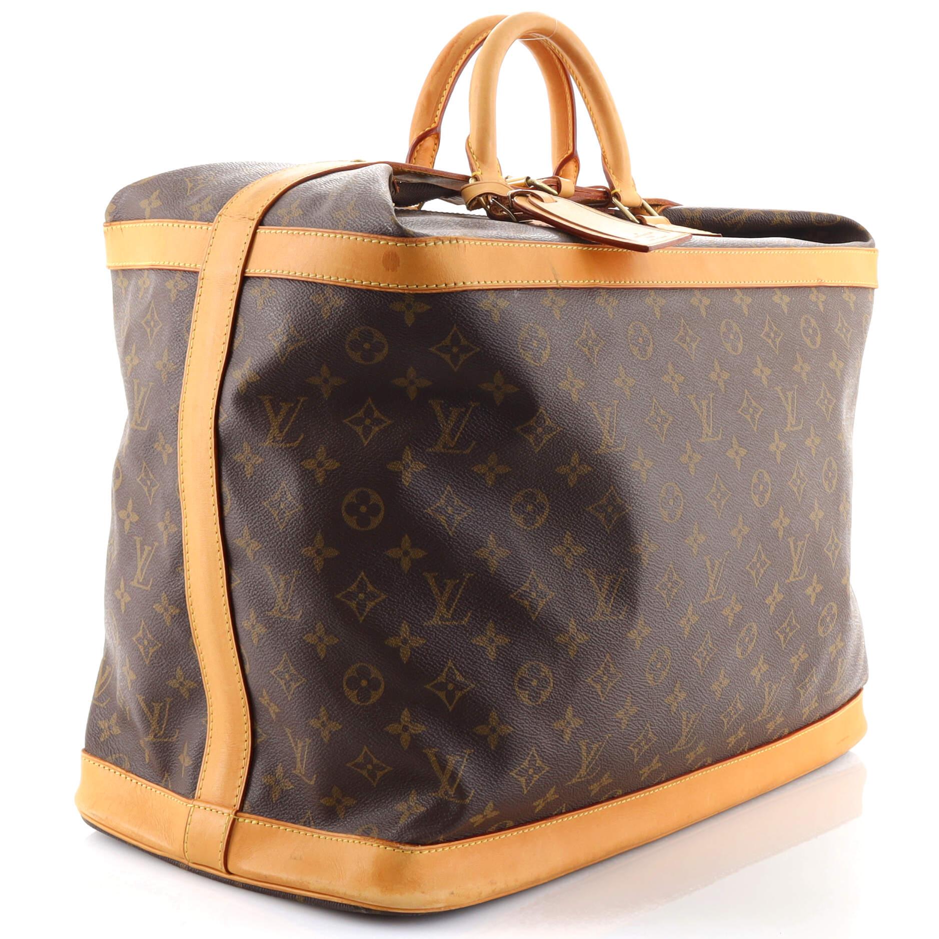 WHAT IS IN MY PURSE: ft. Louis Vuitton City Cruiser PM bag 