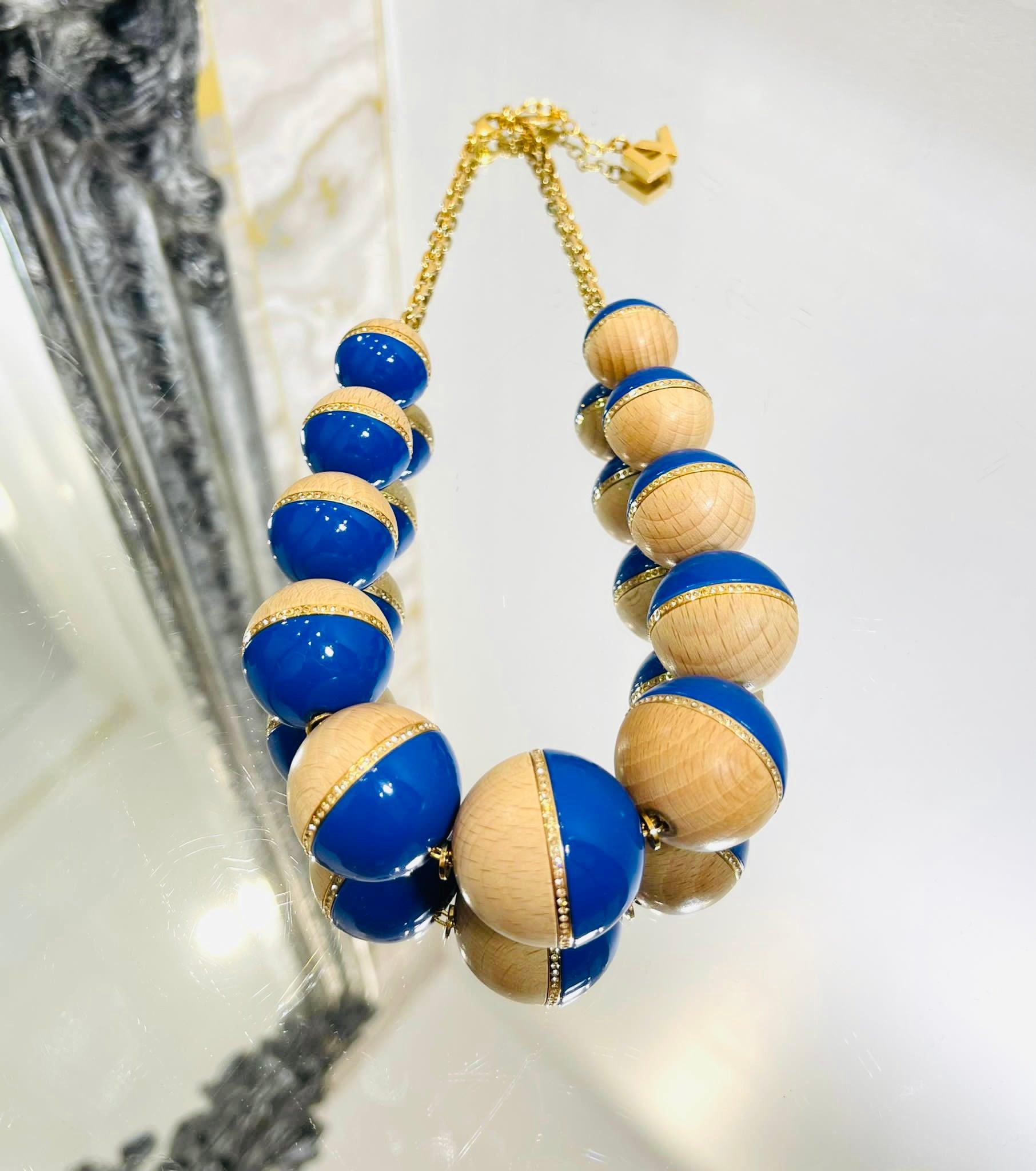 Moderne Louis Vuitton, collier de perles en cristal, bois et résine en vente
