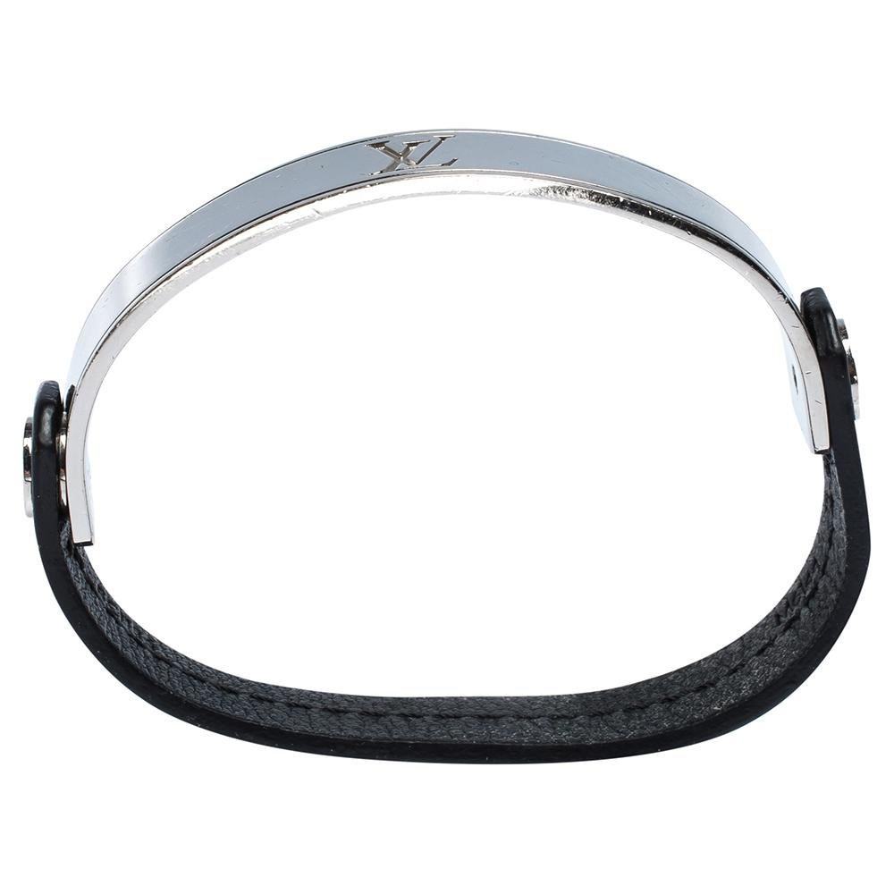 Contemporary Louis Vuitton Curve it Leather Silver Tone Bracelet