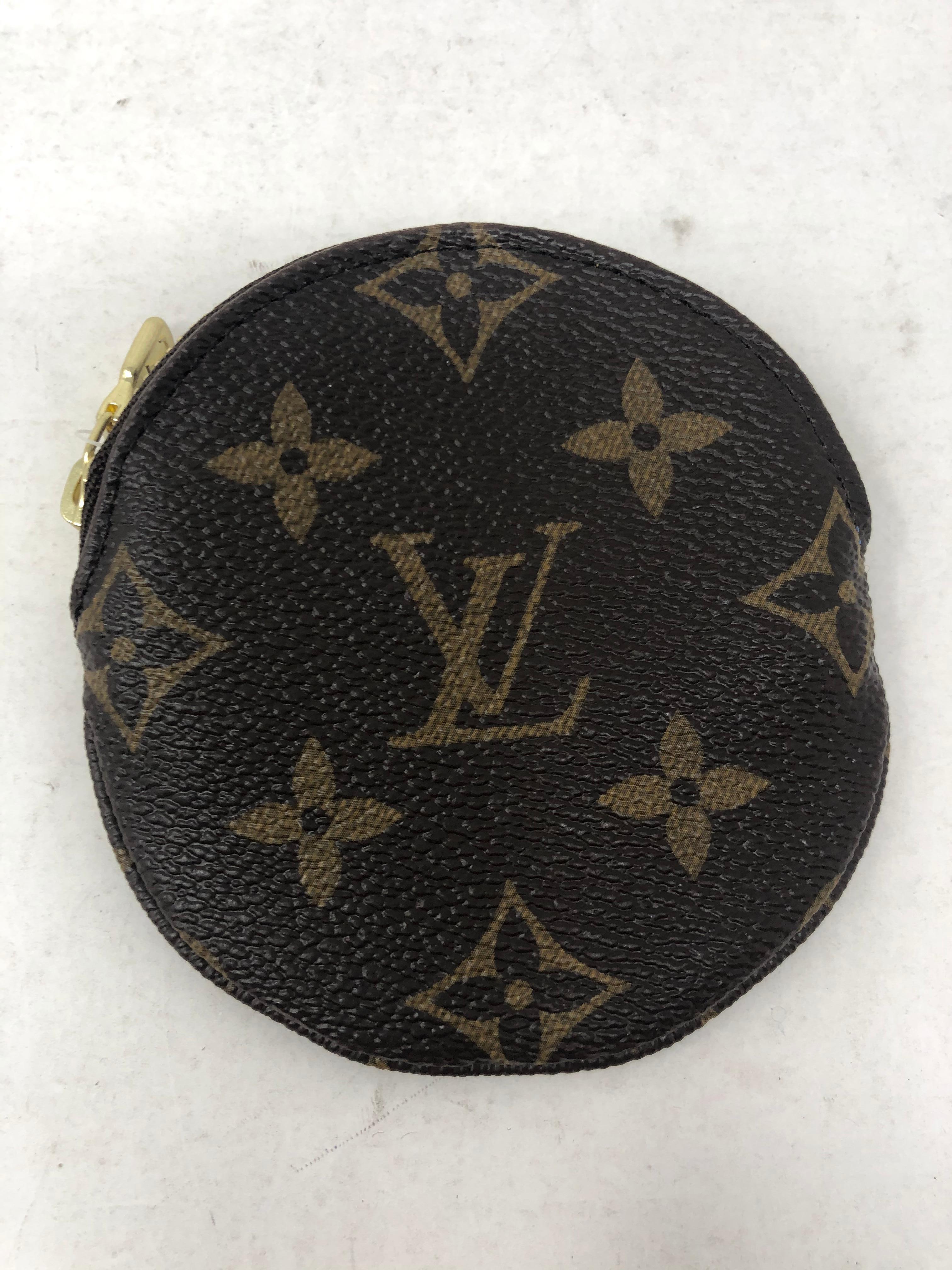 Black Louis Vuitton Cute Coin Purse 