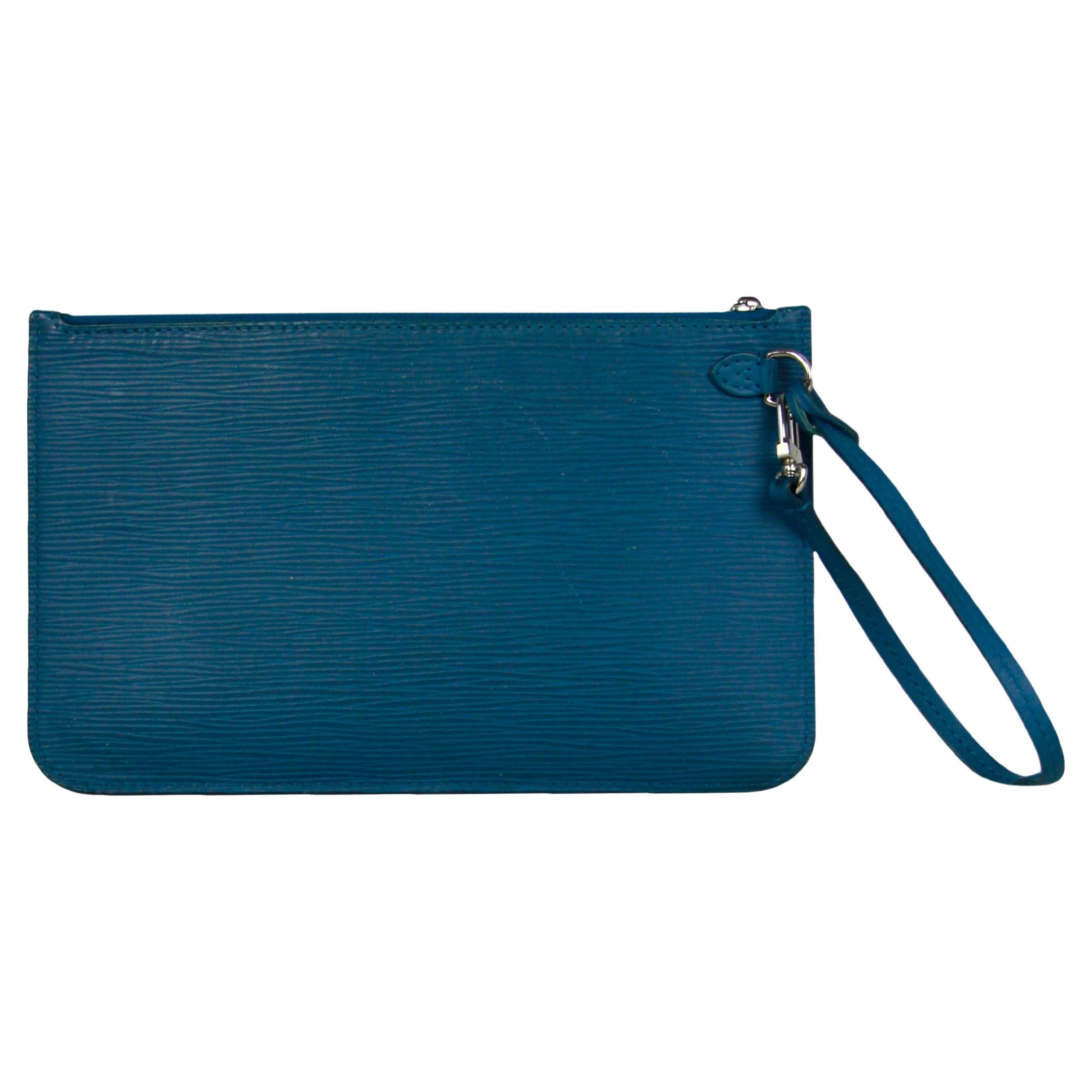 Louis Vuitton Cyan Blue Epi Leather Neverfull Pochette Wristlet Bag For Sale