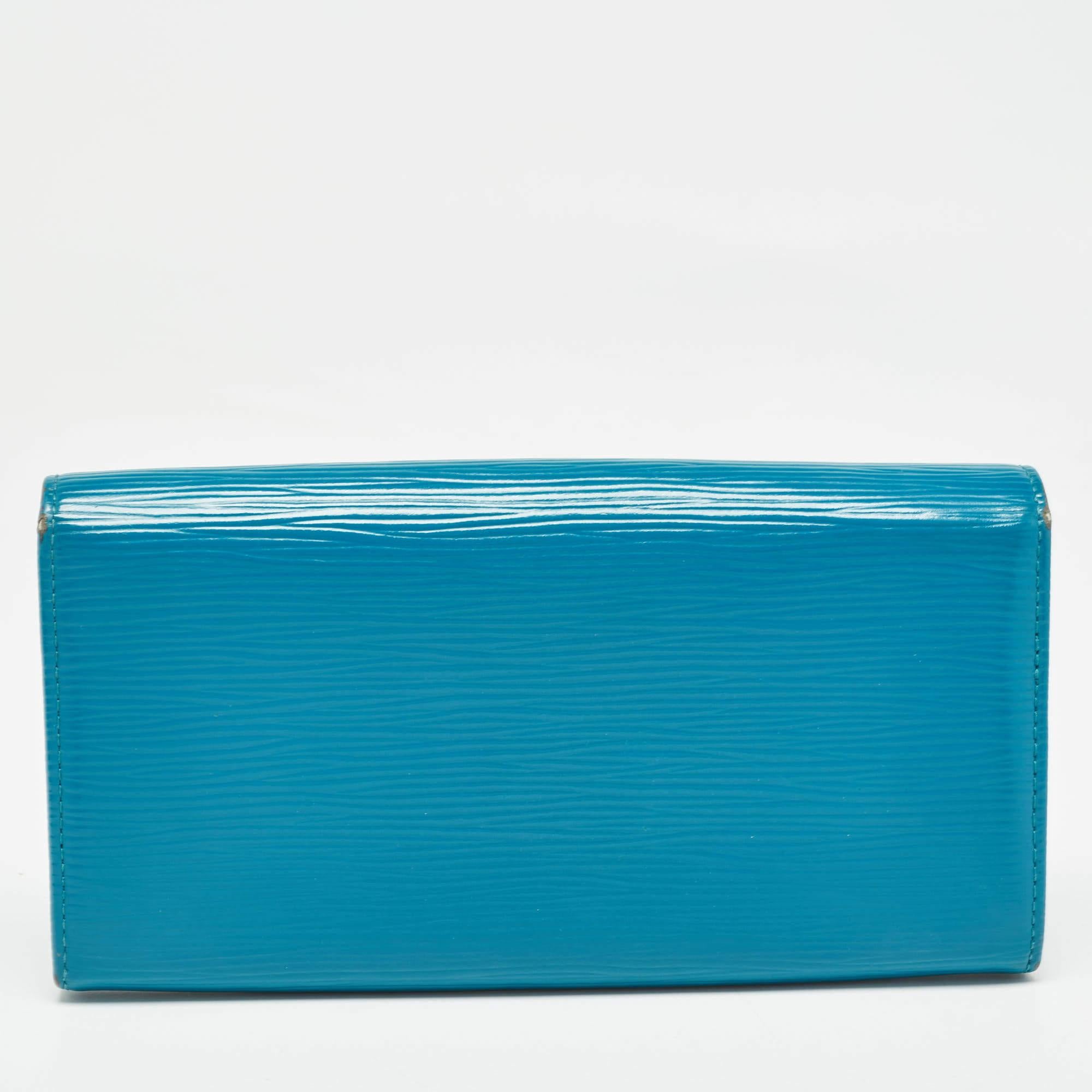 Louis Vuitton Cyan Epi Leather Sarah Wallet For Sale 1