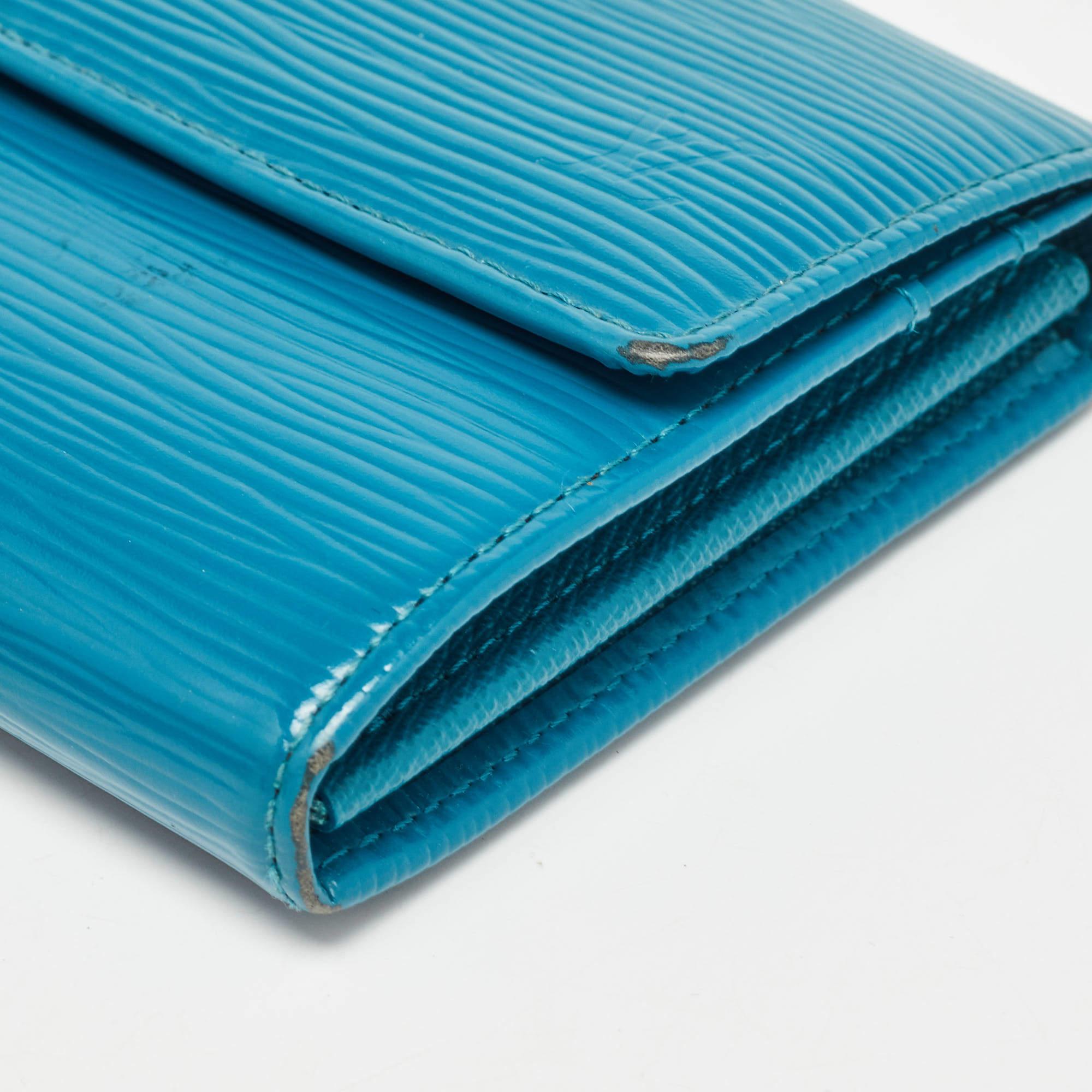 Louis Vuitton Cyan Epi Leather Sarah Wallet For Sale 4