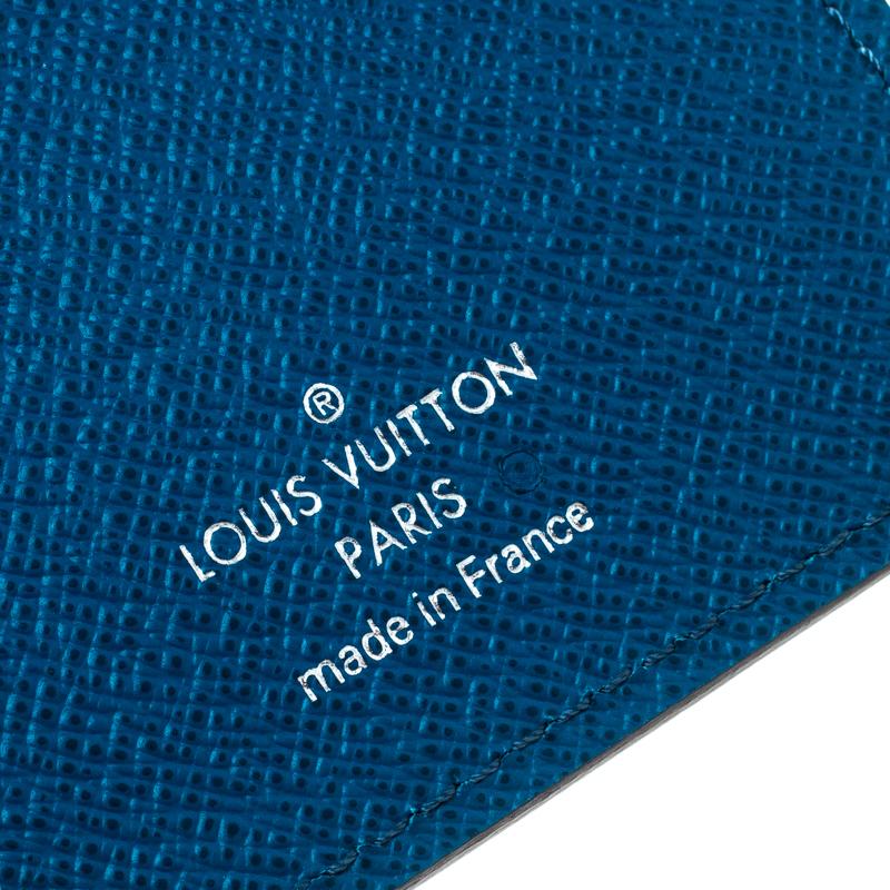 Louis Vuitton Cyan Epi Leather Wallet In Good Condition In Dubai, Al Qouz 2