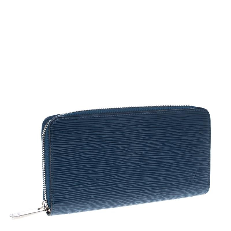 Louis Vuitton Cyan Epi Leather Zippy Wallet (Violett)