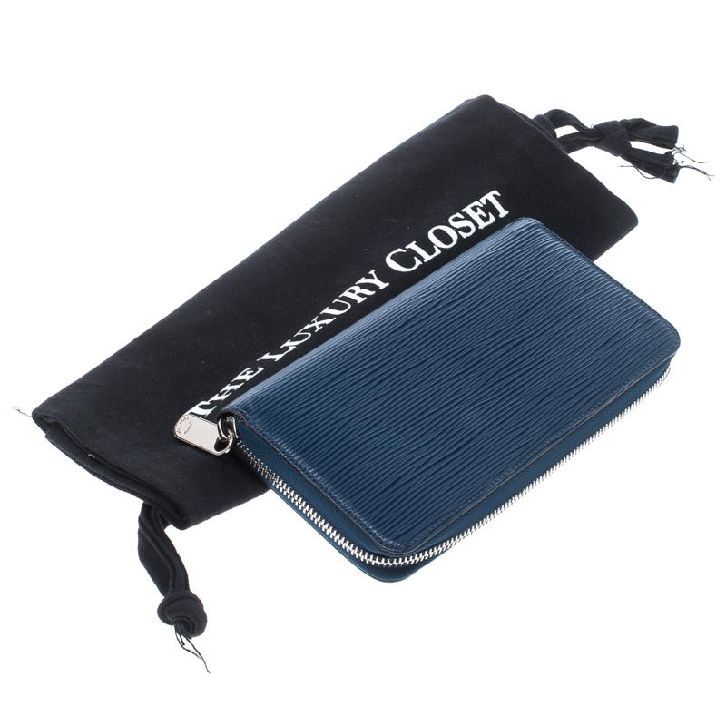 Louis Vuitton Cyan Epi Leather Zippy Wallet 4