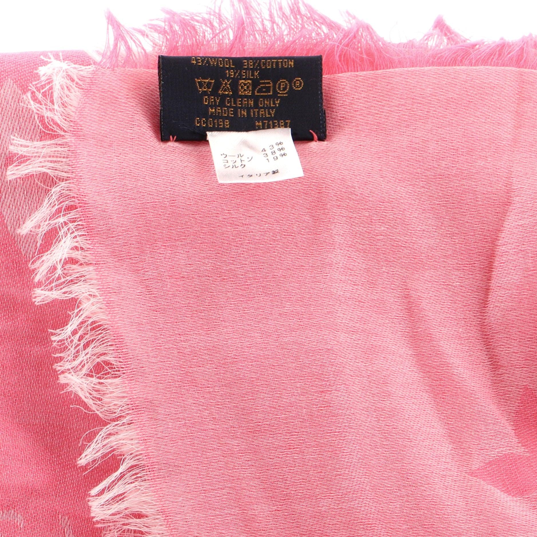 Louis Vuitton Daily Monogram Stole Scarf Wool Silk and Cotton Blend
Pink Silk Wool Cotton

Condition Details: Minimal wear on exterior.

49867MSC

Height 76