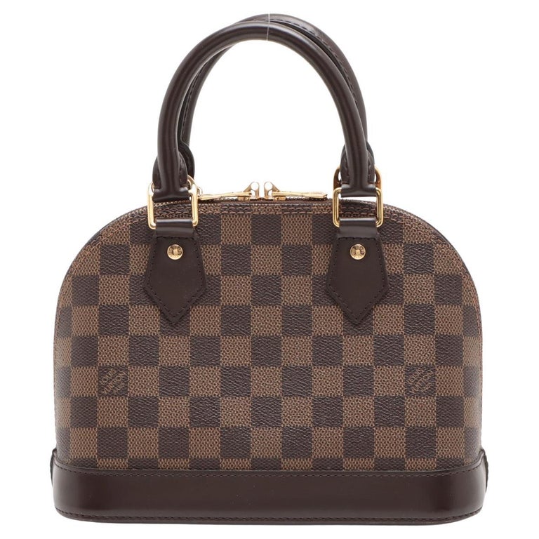 Black Louis Vuitton Nylon Strap with Monogram Round Coin Purse, Louis  Vuitton 2013 pre-owned Venis Alma BB handbag