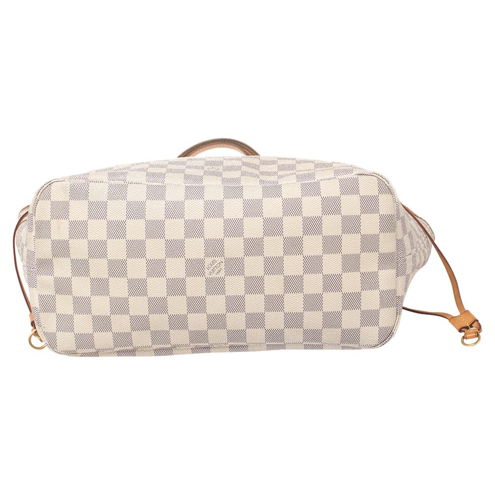 louis vuitton neverfull cream bag