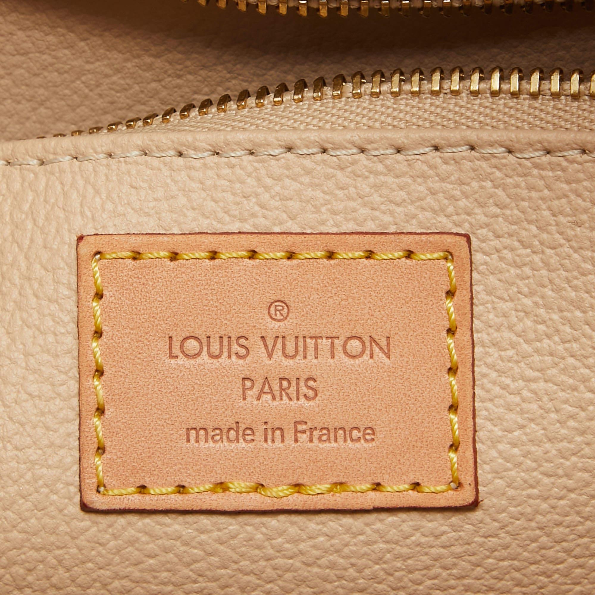 Louis Vuitton - Trousse de toilette 25 pochette en vente 1